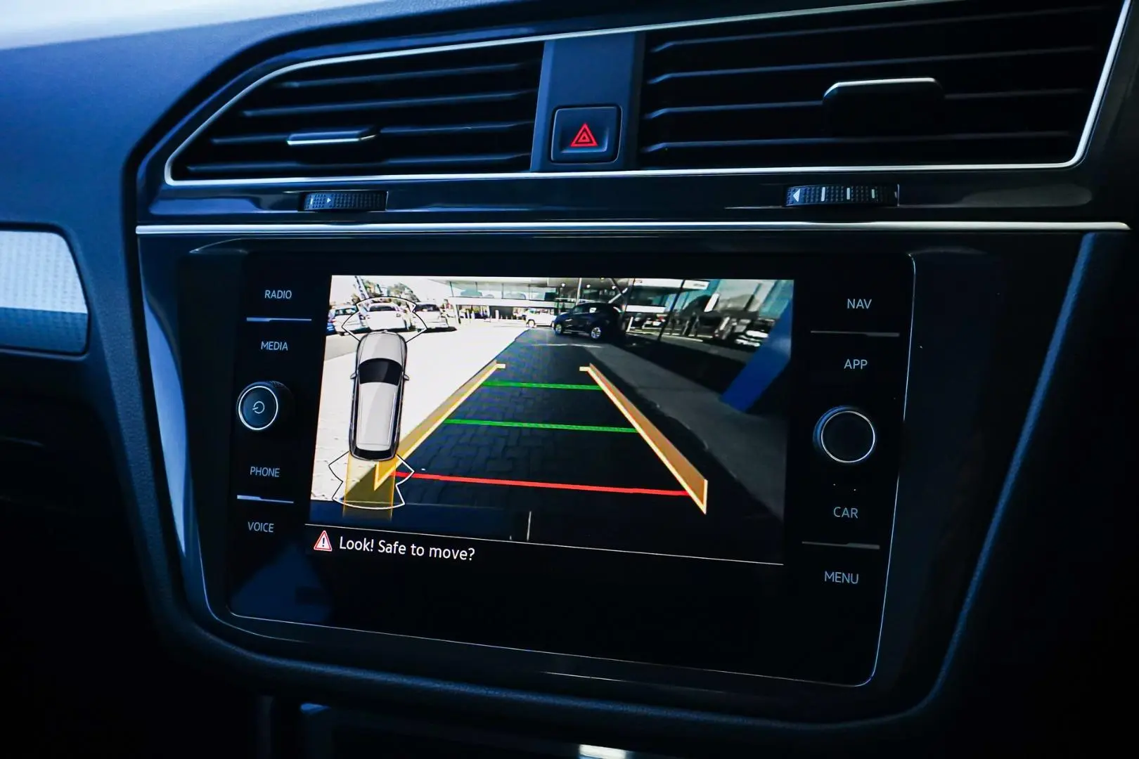 2023 Volkswagen Tiguan Gallery Image 22