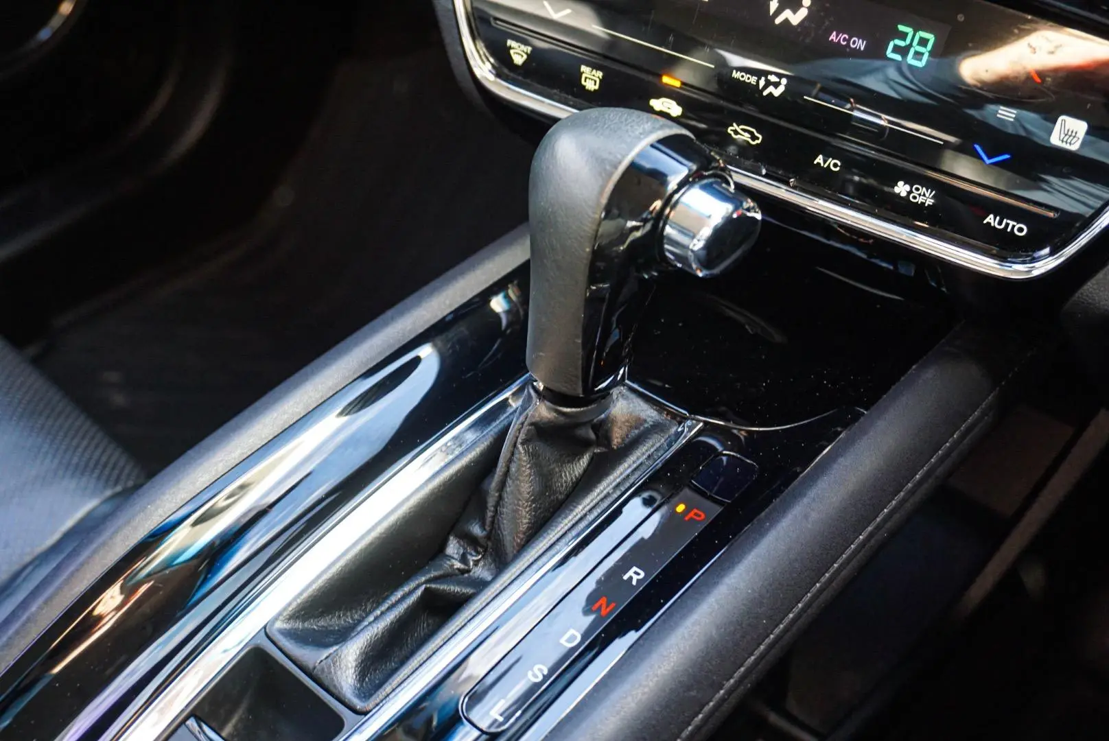 2019 Honda HR-V Gallery Image 18
