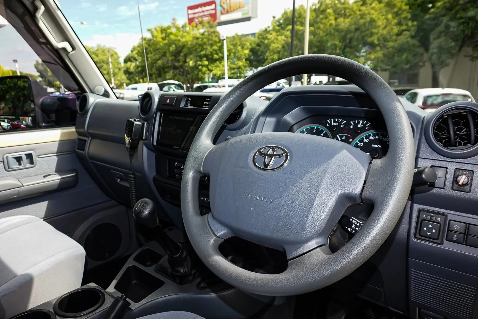 2021 Toyota Landcruiser Gallery Image 7