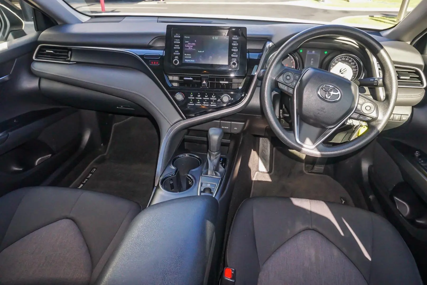 2022 Toyota Camry Gallery Image 7