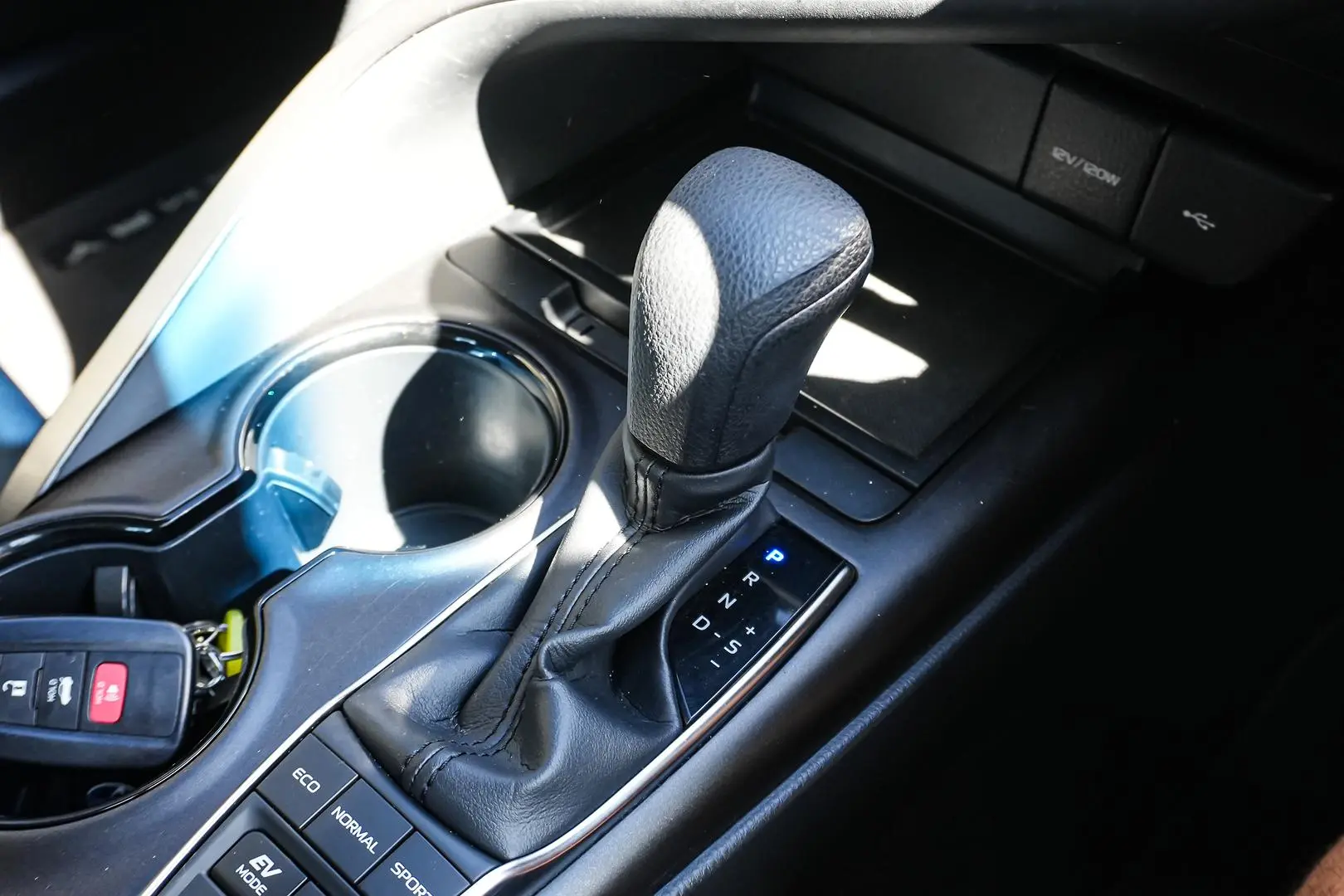 2021 Toyota Camry Gallery Image 18