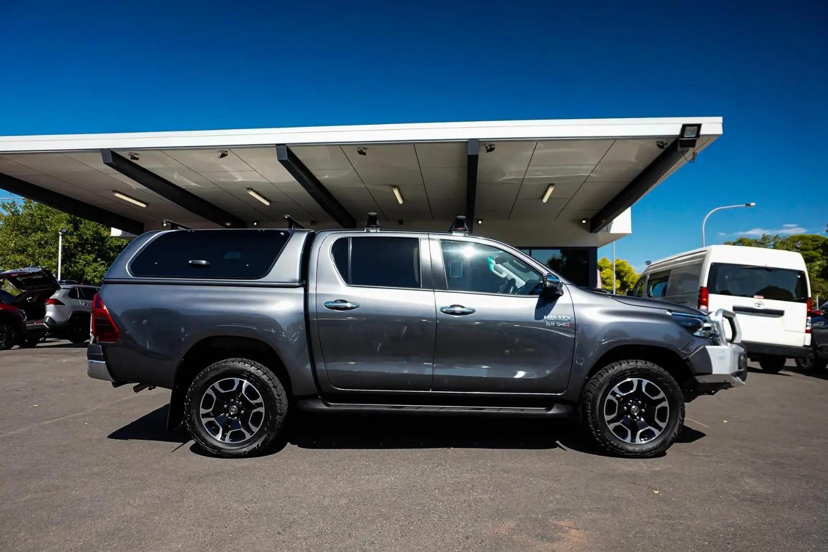 2022 Toyota Hilux Gallery Image 4