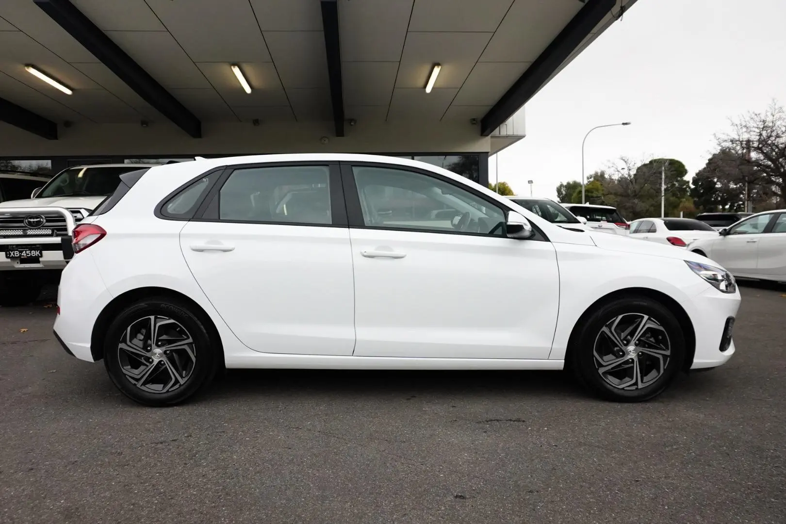 2022 Hyundai i30 Gallery Image 3