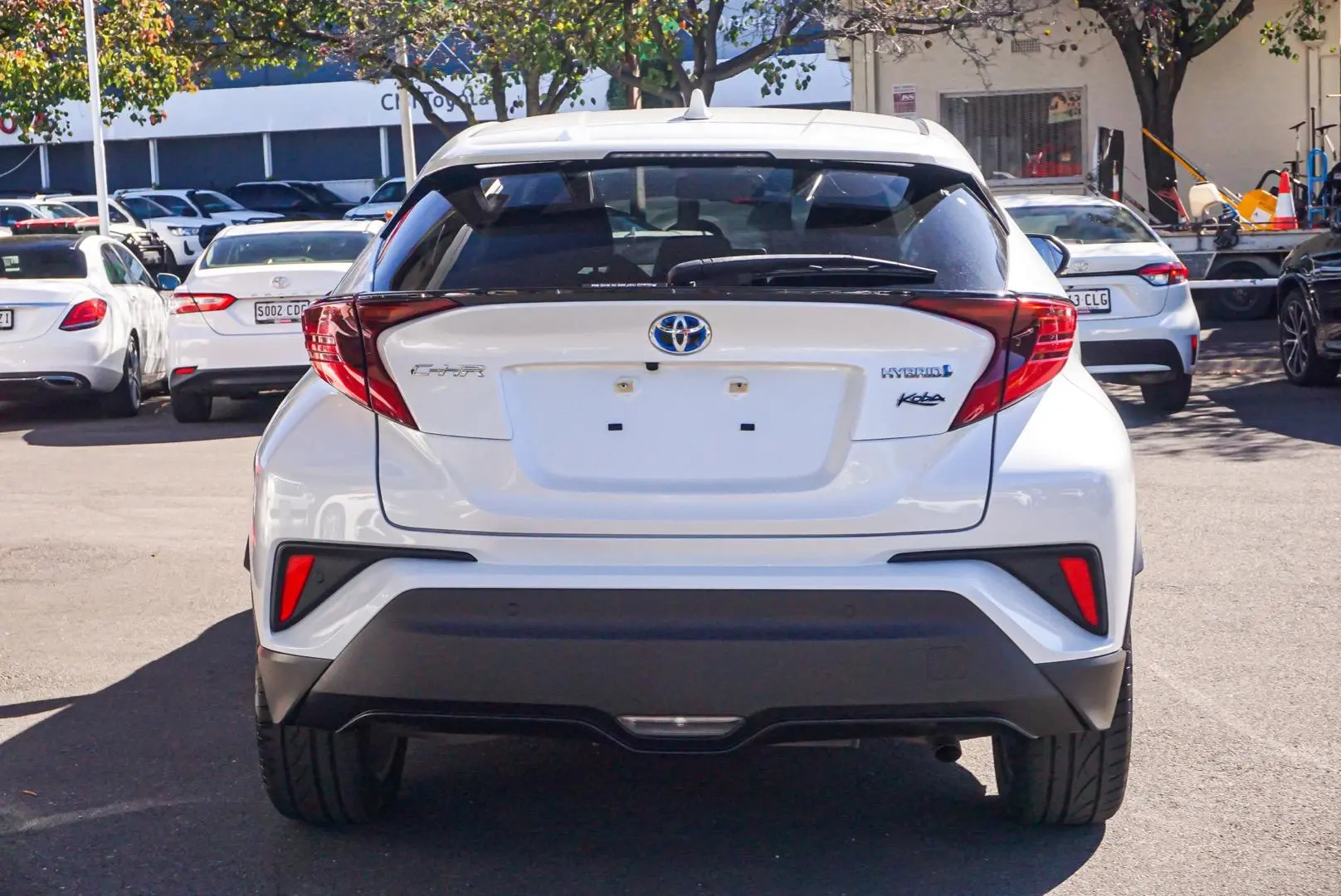 2023 Toyota C-HR Gallery Image 5