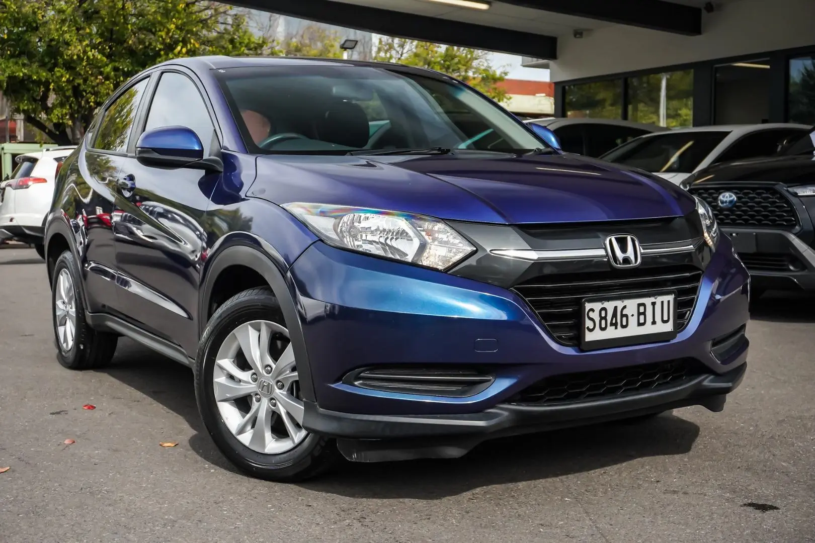 2015 Honda HR-V Gallery Image 2