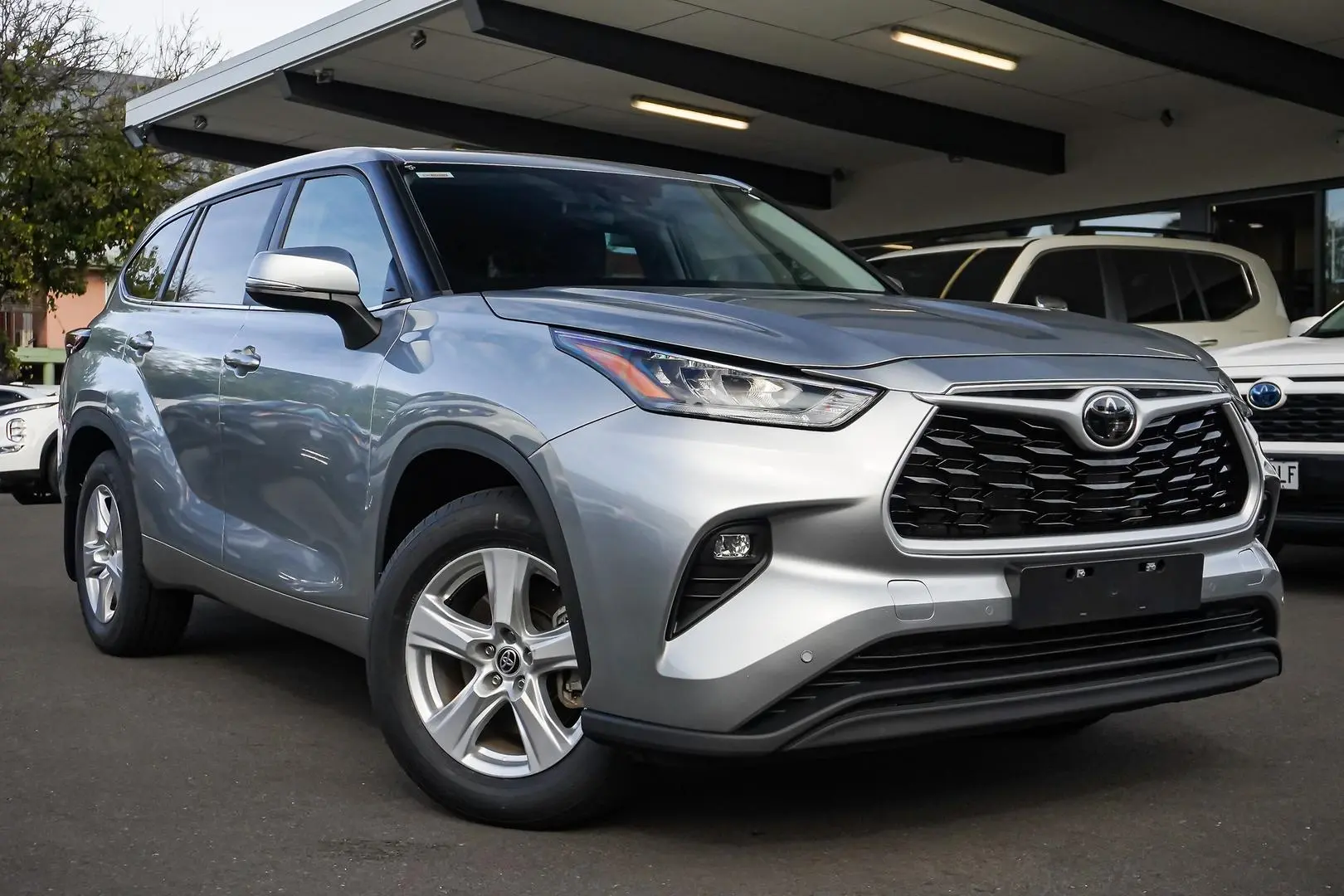 2024 Toyota Kluger Gallery Image 2