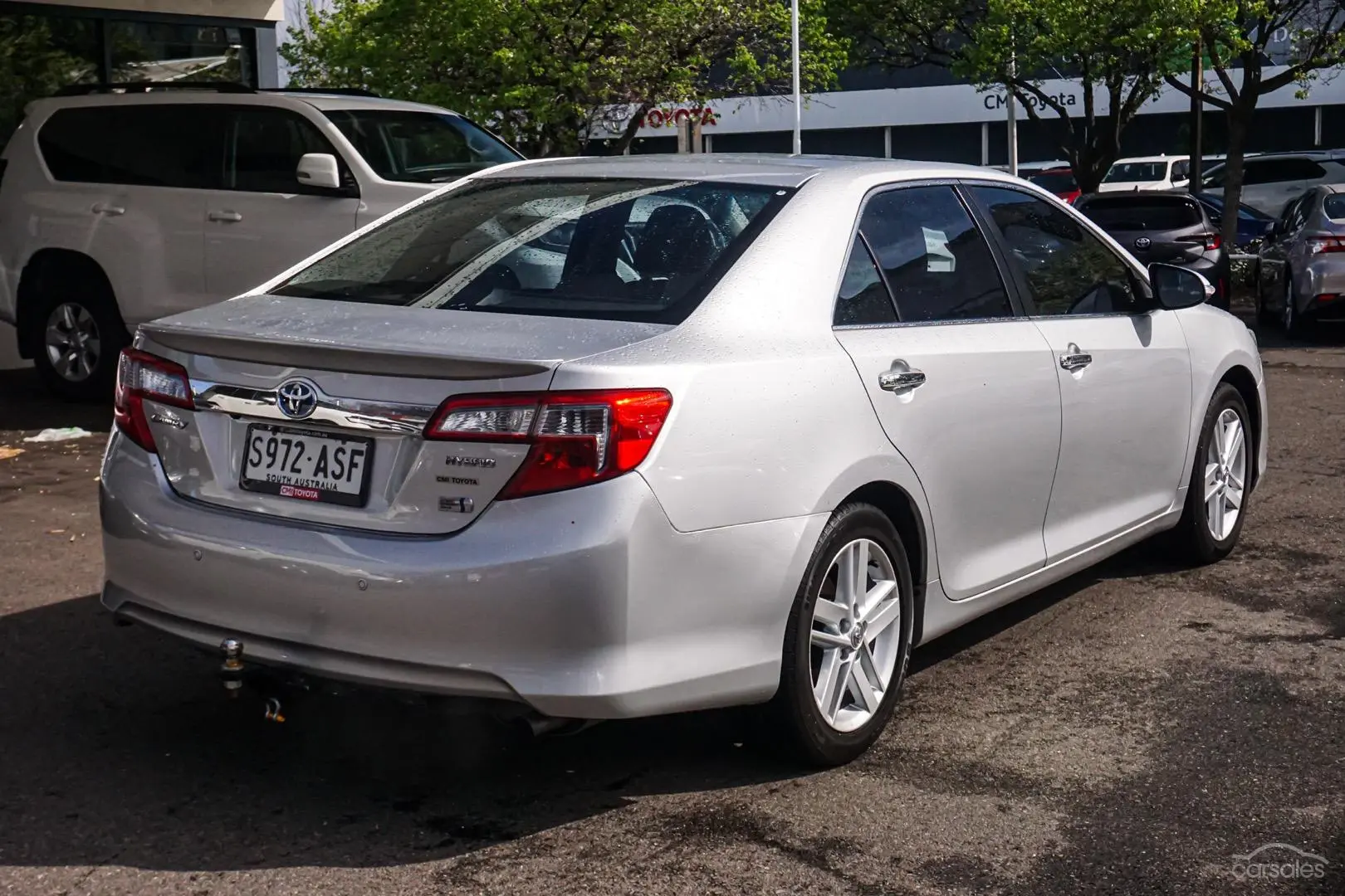 2012 Toyota Camry Image 2