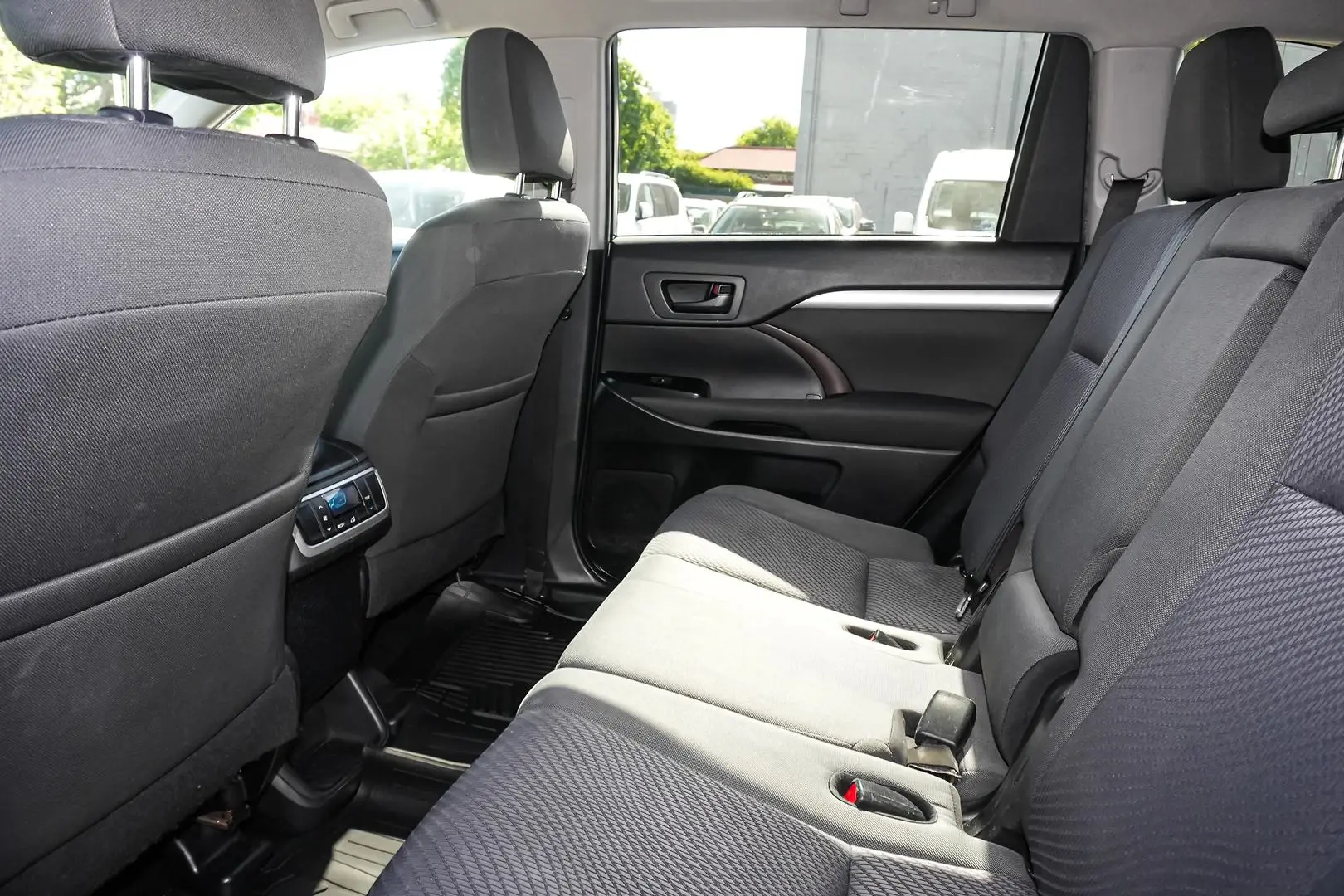 2019 Toyota Kluger Gallery Image 8