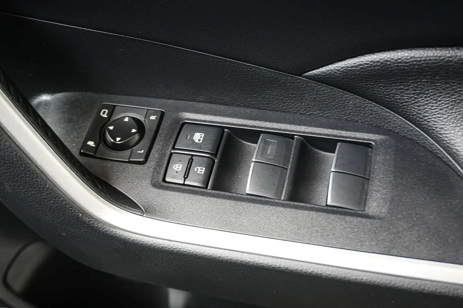 2021 Toyota RAV4 Gallery Image 22