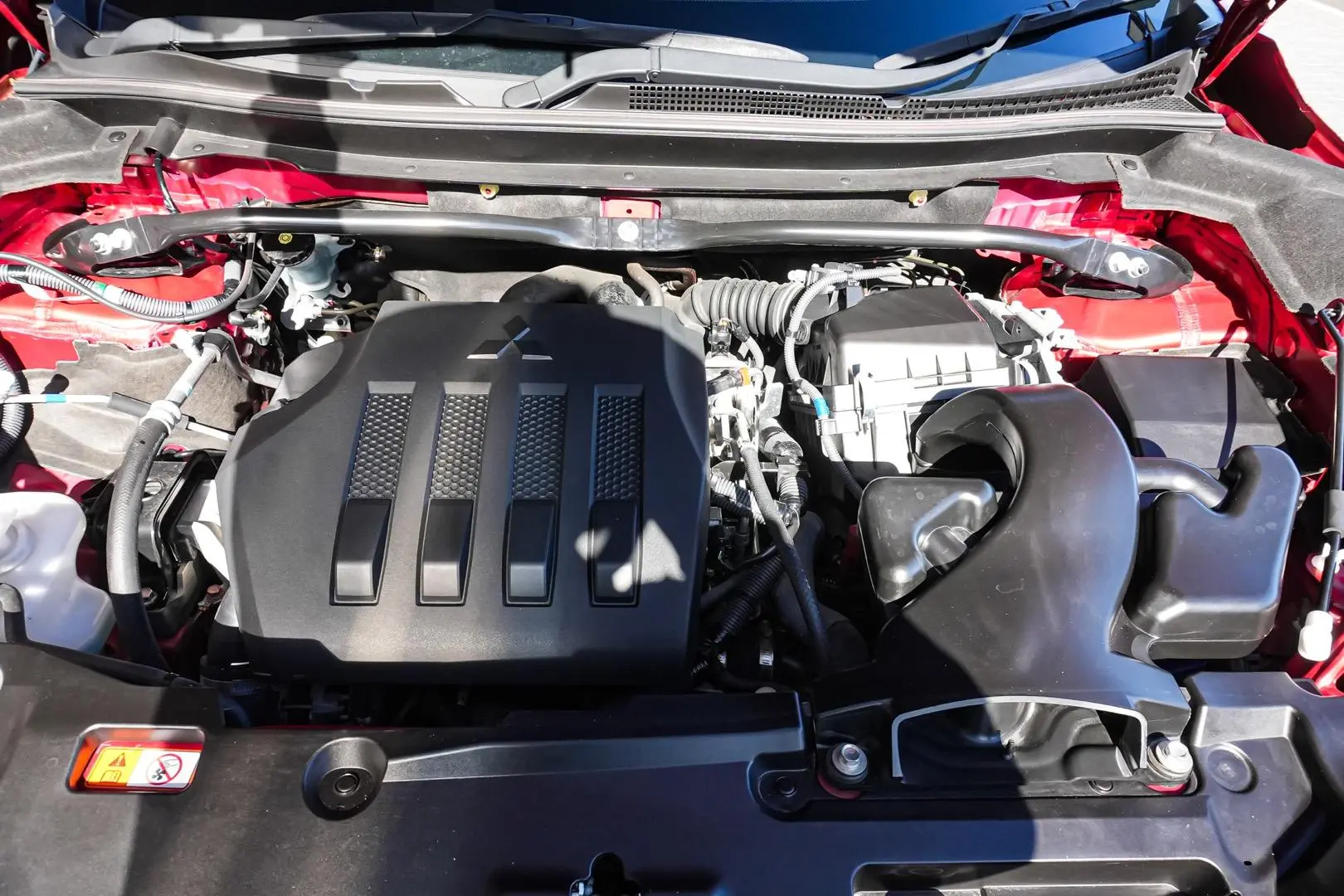 2019 Mitsubishi Eclipse Cross Gallery Image 23