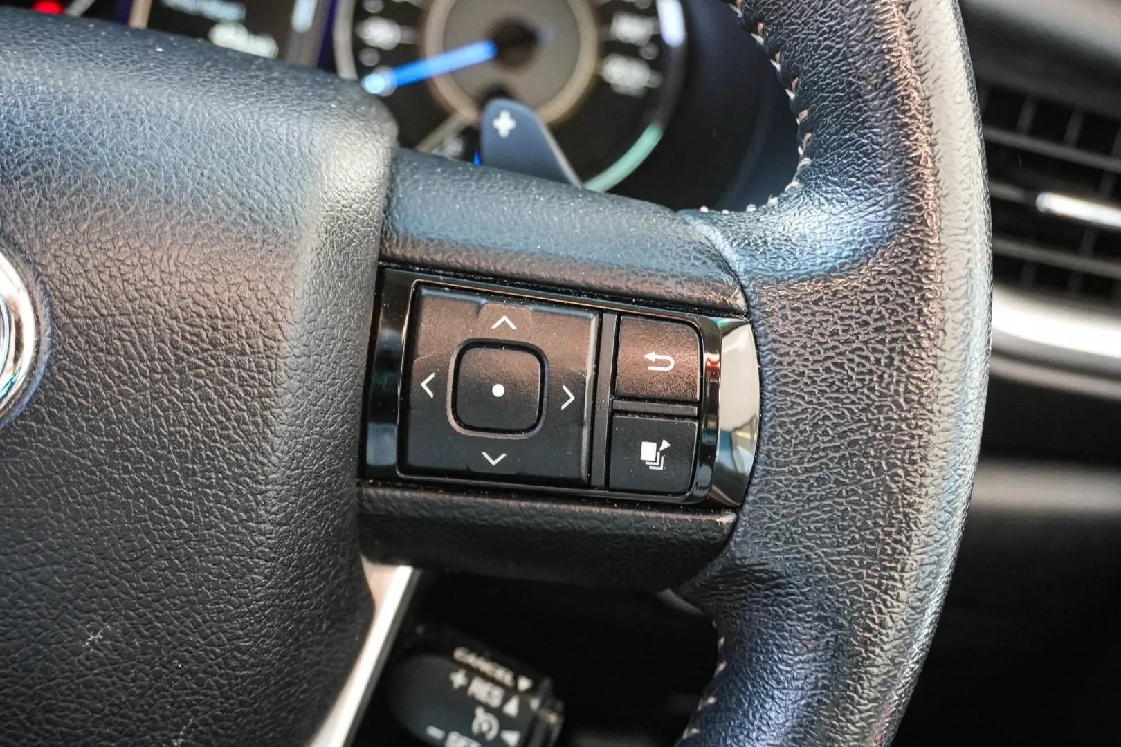 2016 Toyota Fortuner Gallery Image 19