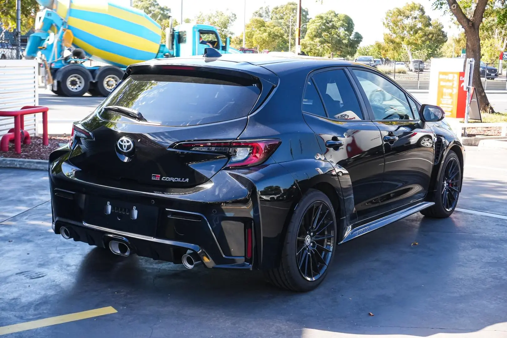 2024 Toyota Corolla Gallery Image 3