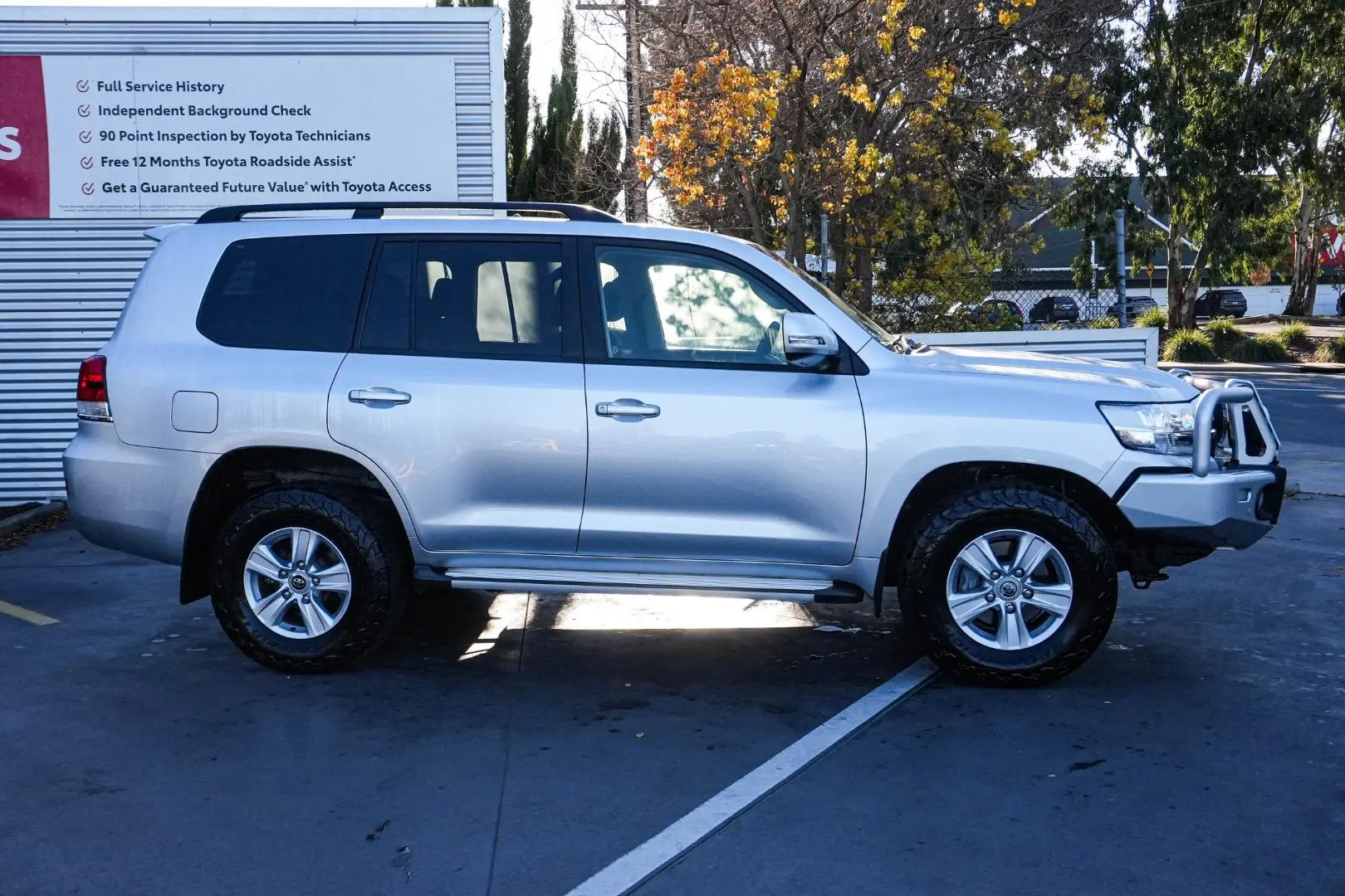 2018 Toyota Landcruiser Gallery Image 4
