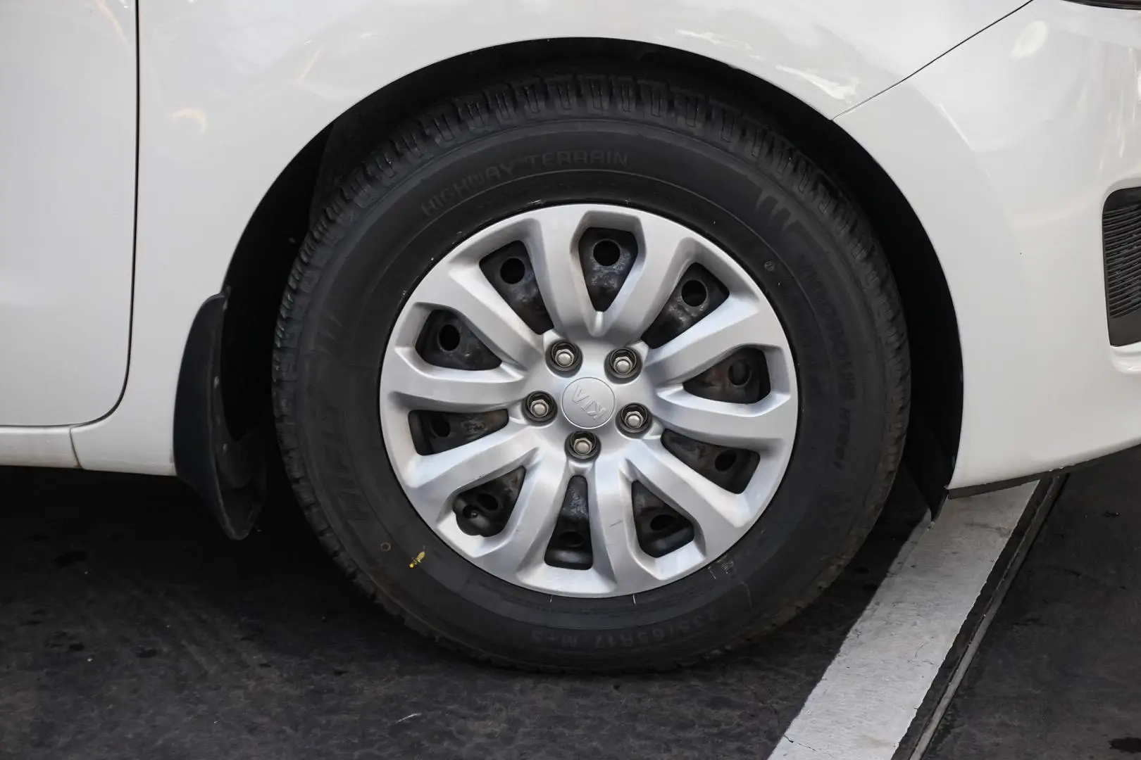 2018 Kia Carnival Gallery Image 11