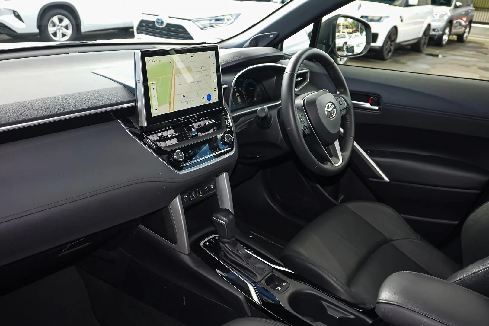 2025 Toyota Corolla Cross Gallery Image 11