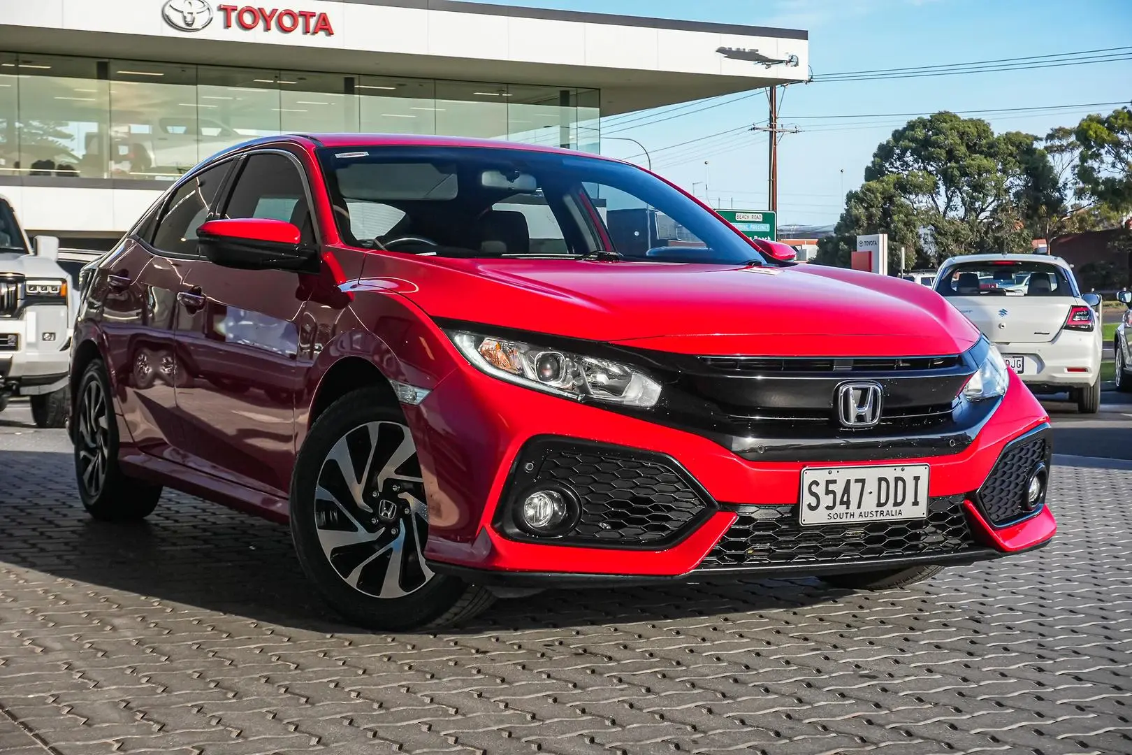 2018 Honda Civic Gallery Image 2