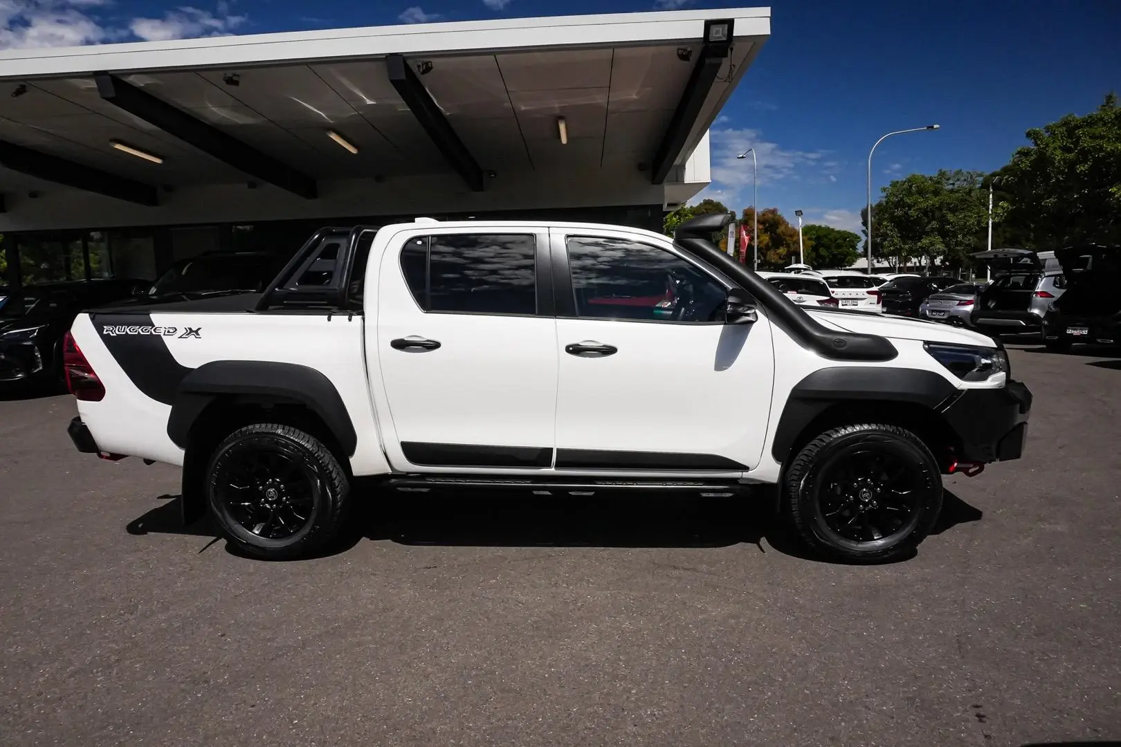 2022 Toyota Hilux Gallery Image 3