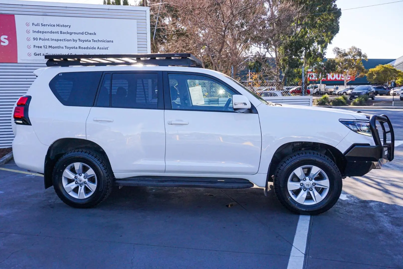 2020 Toyota Landcruiser Prado Gallery Image 4
