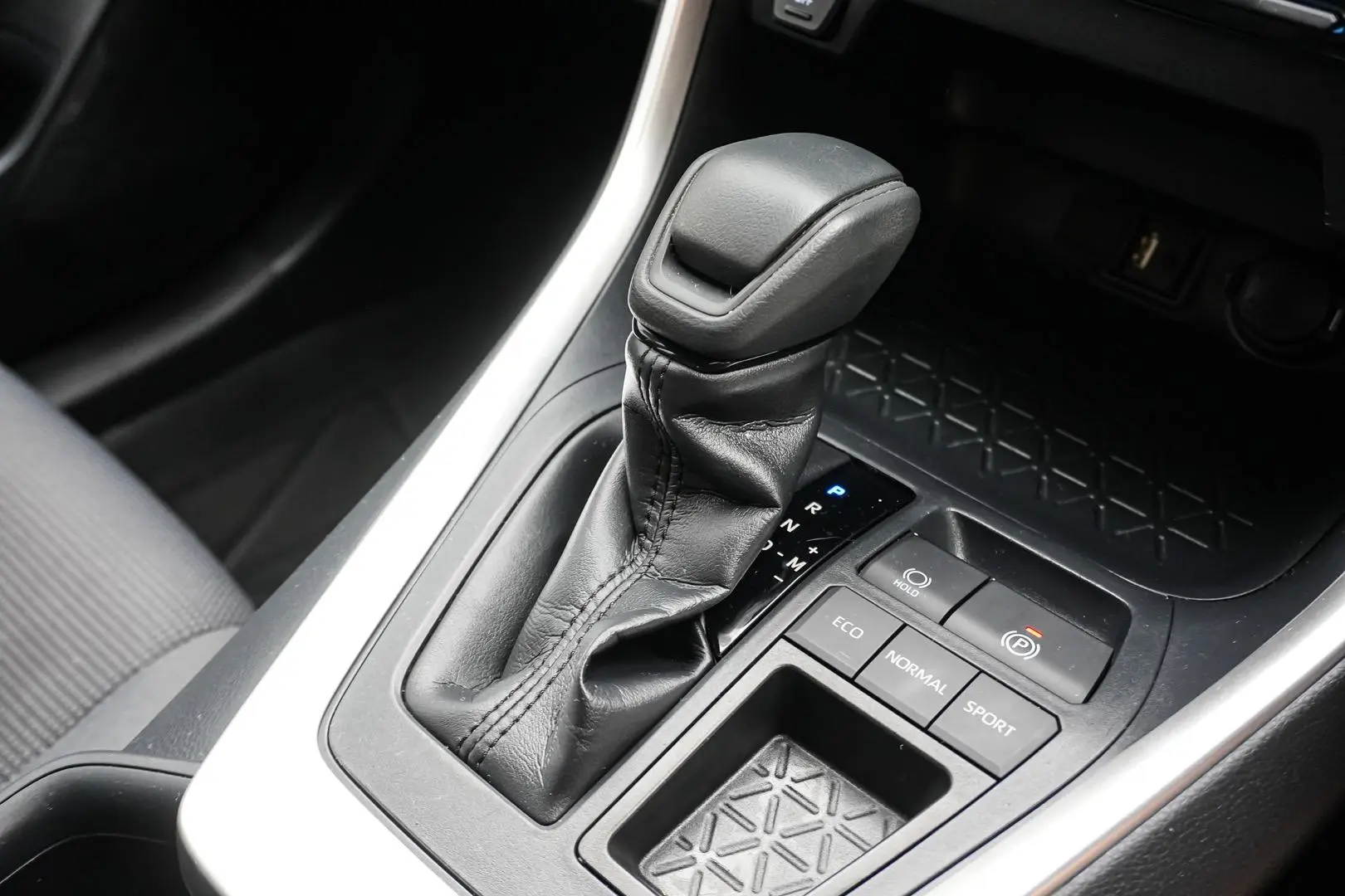 2019 Toyota RAV4 Gallery Image 18