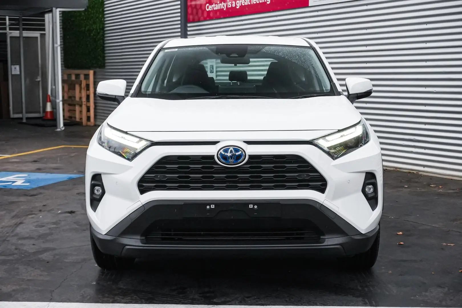 2024 Toyota RAV4 Gallery Image 5