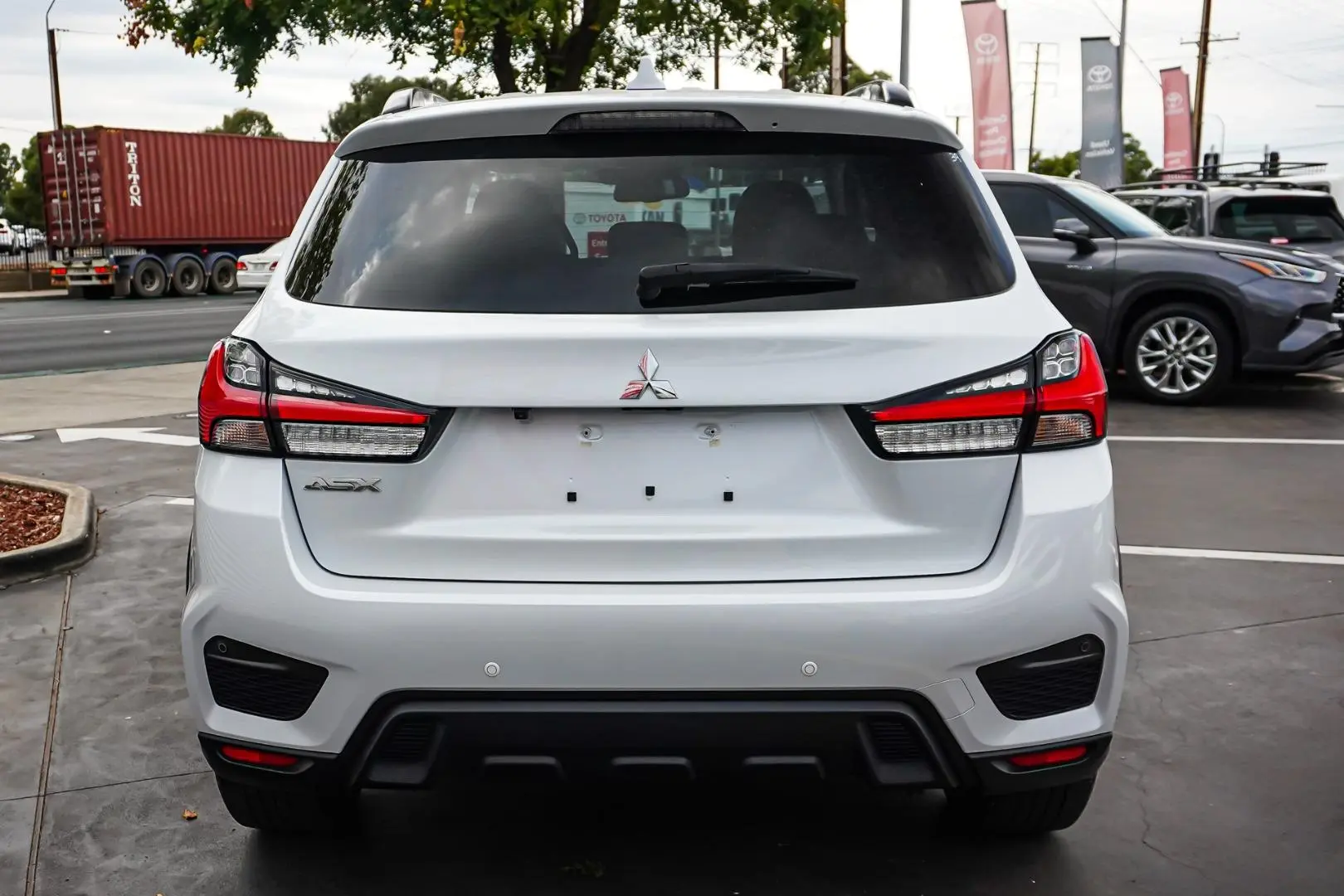 2024 Mitsubishi ASX Gallery Image 6