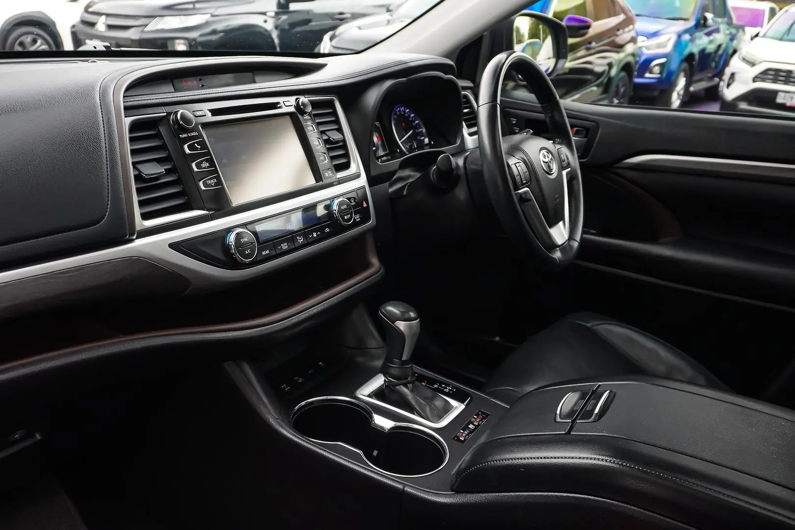 2018 Toyota Kluger Gallery Image 9