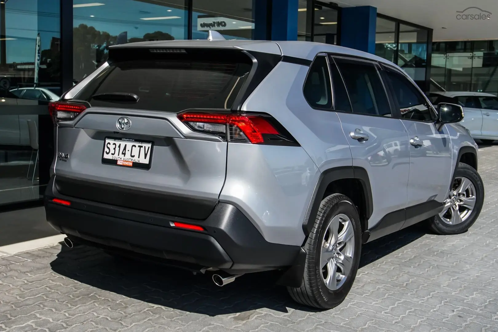 2022 Toyota RAV4 Image 2