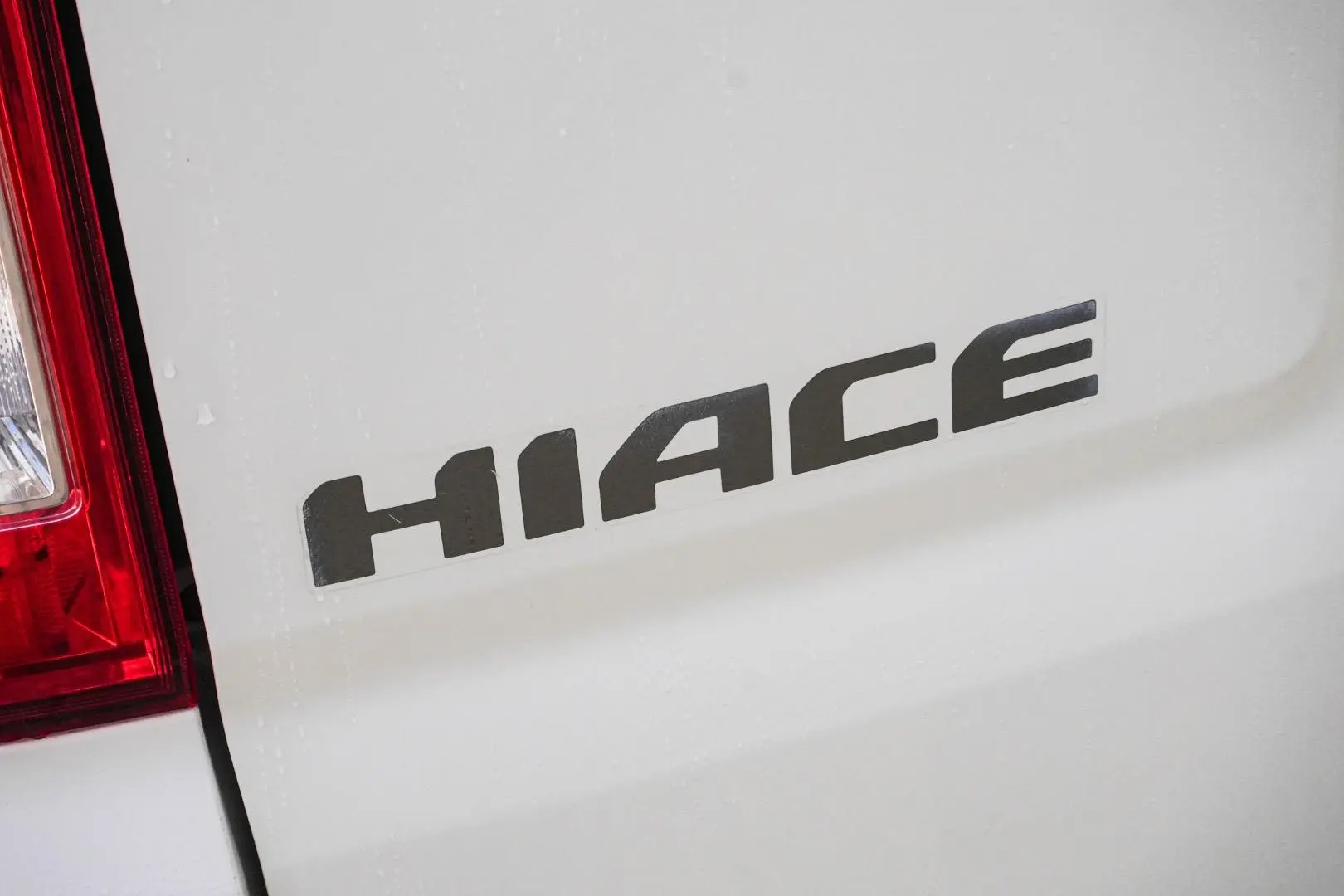 2020 Toyota Hiace Gallery Image 15