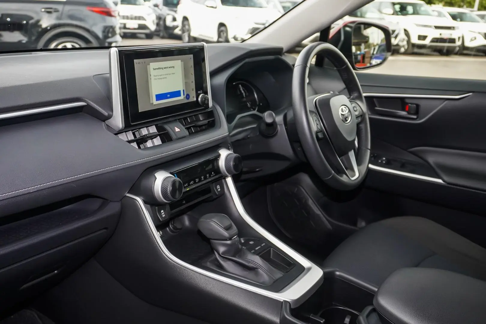 2024 Toyota RAV4 Gallery Image 11