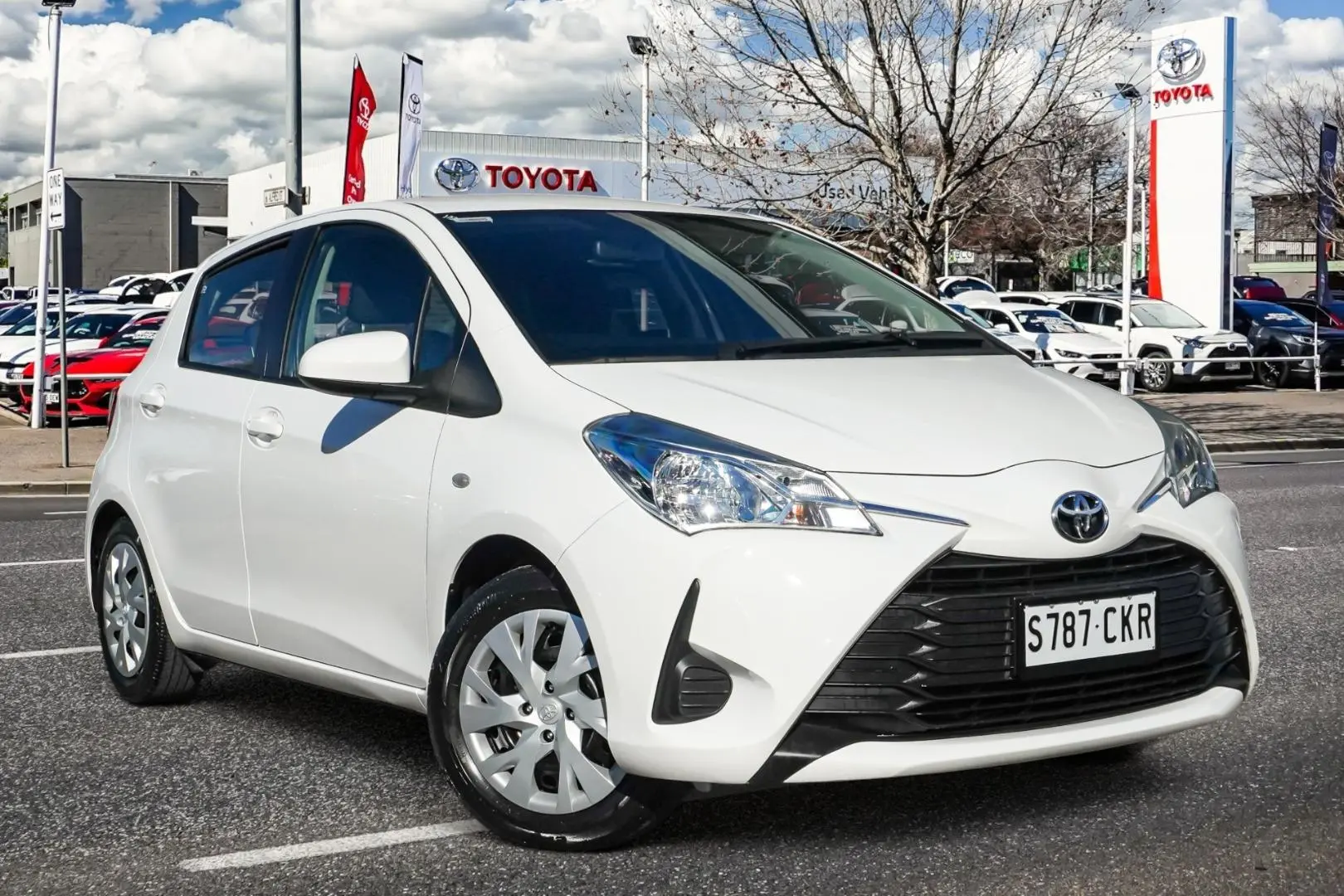 2019 Toyota Yaris Gallery Image 1