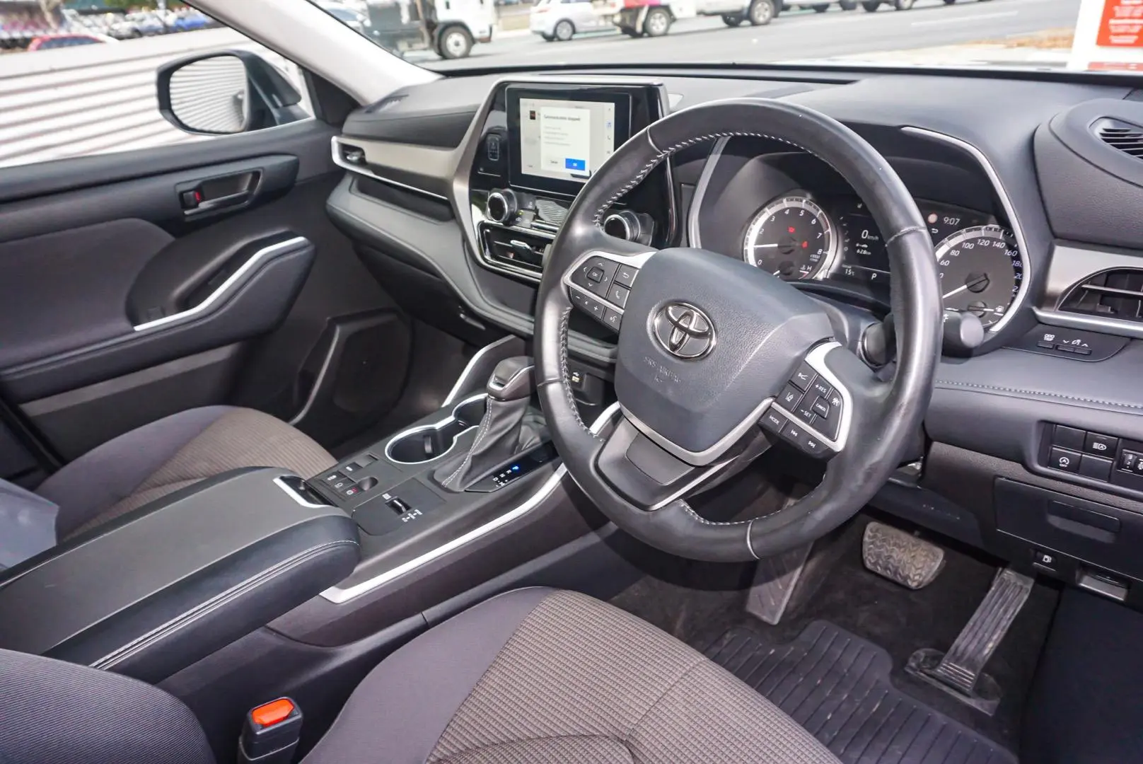 2023 Toyota Kluger Gallery Image 6