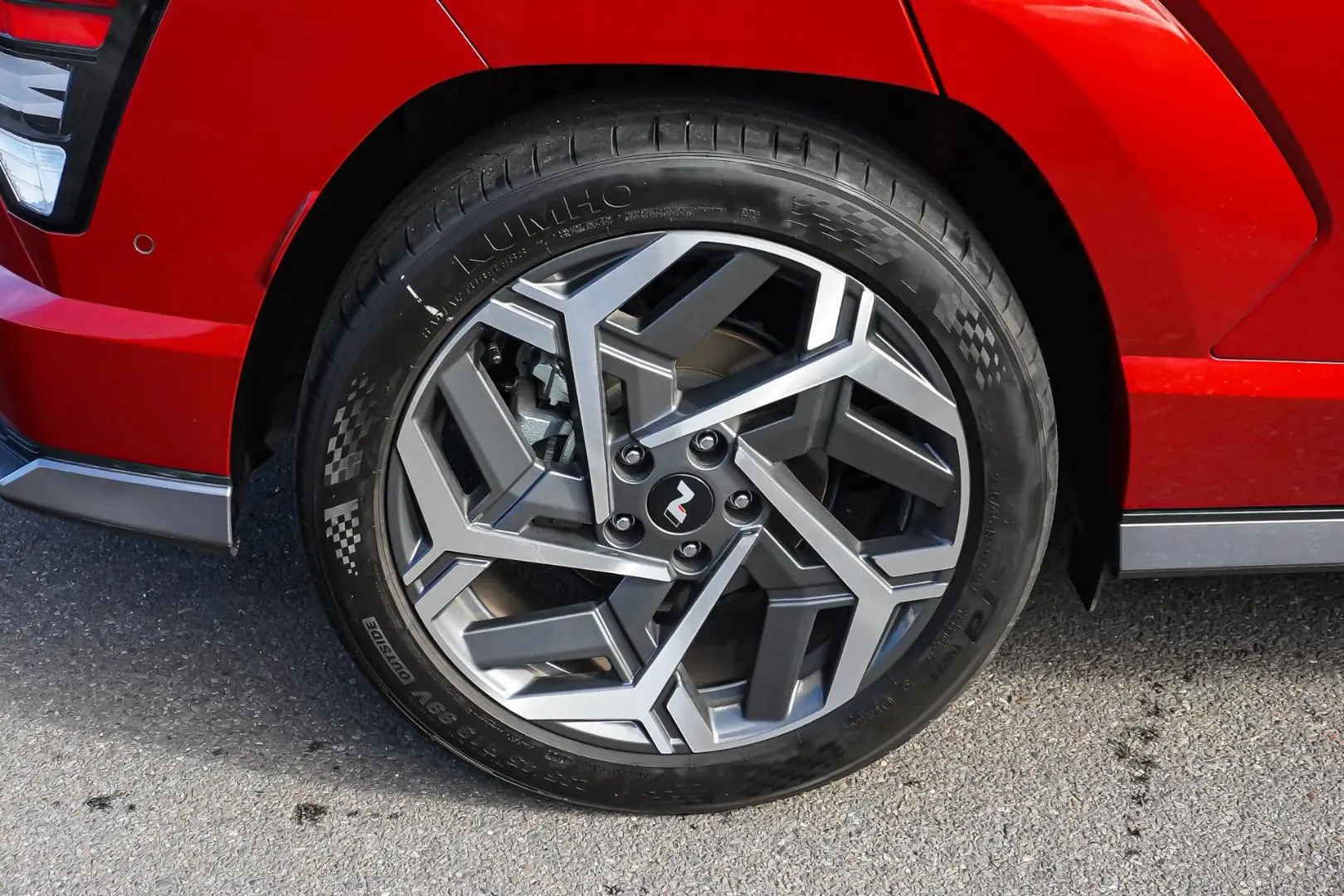2023 Hyundai Kona Gallery Image 18