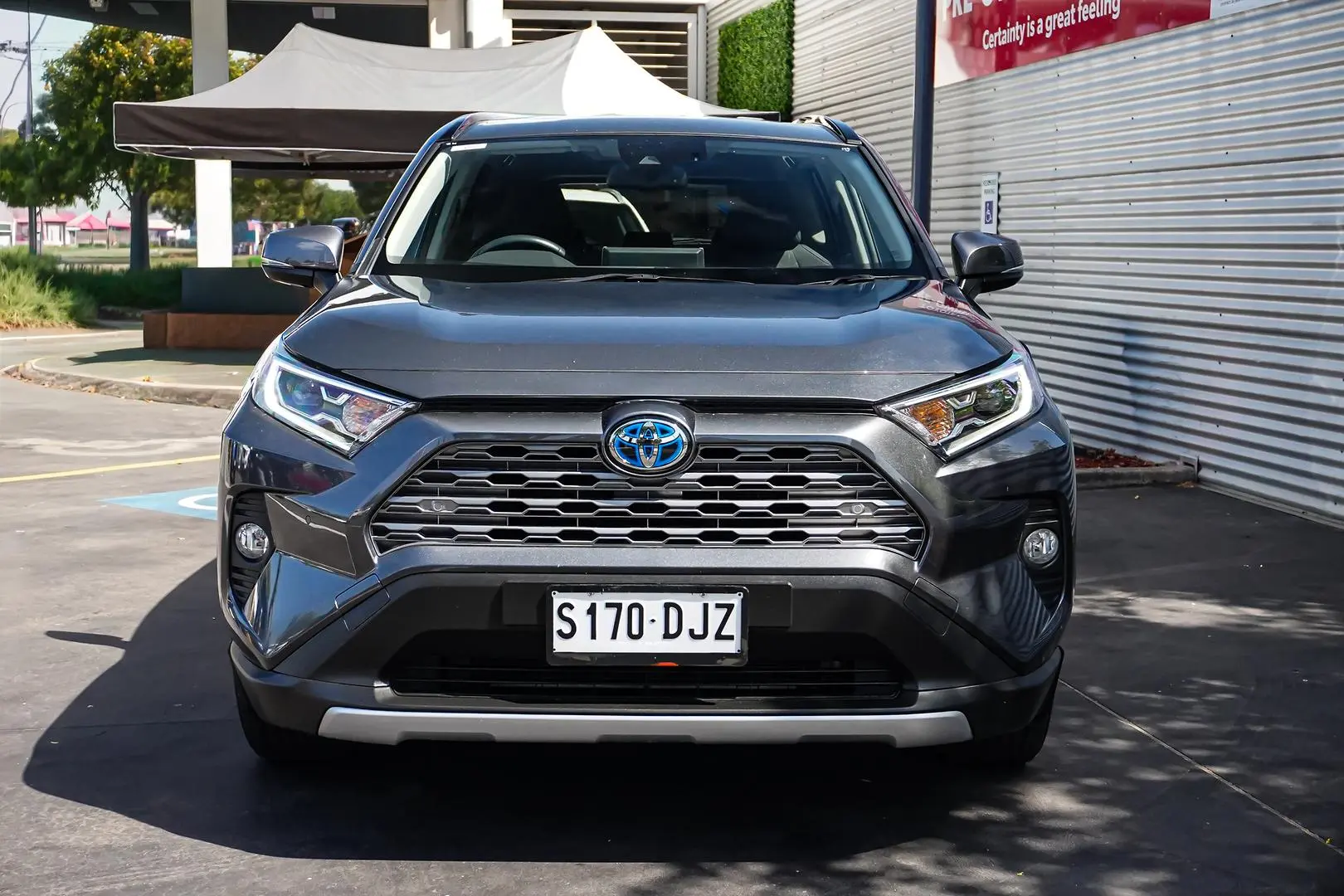 2020 Toyota RAV4 Gallery Image 5