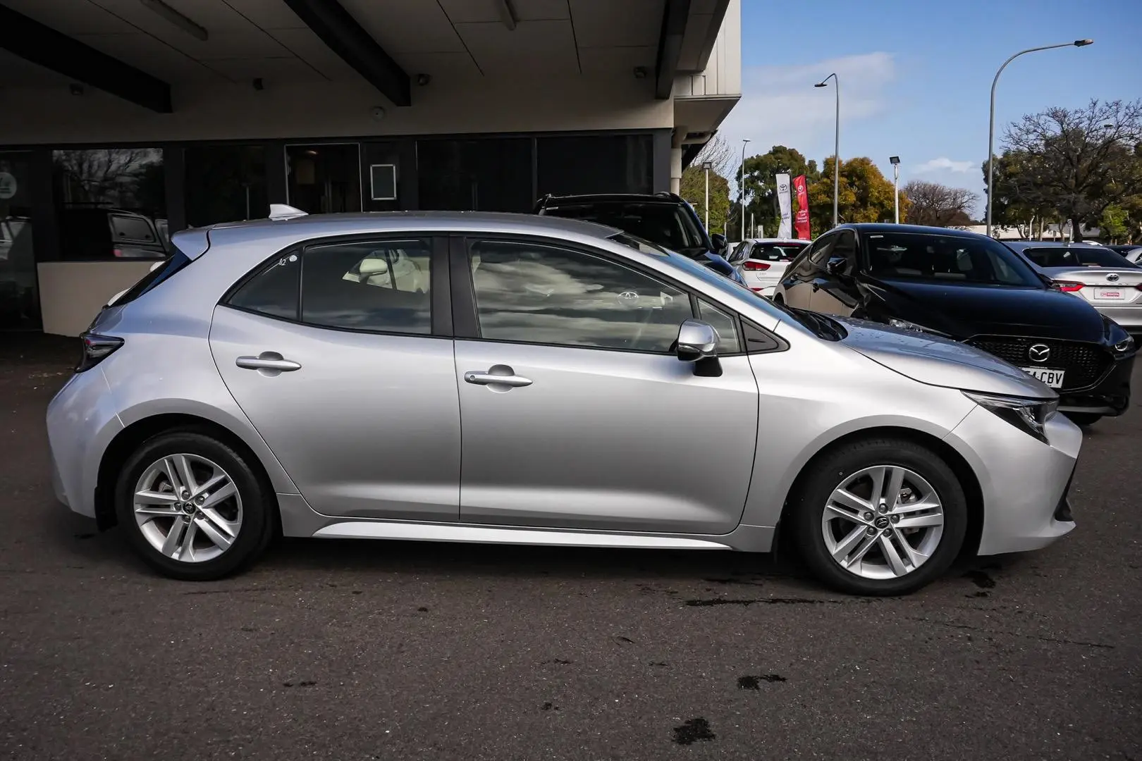 2021 Toyota Corolla Gallery Image 4