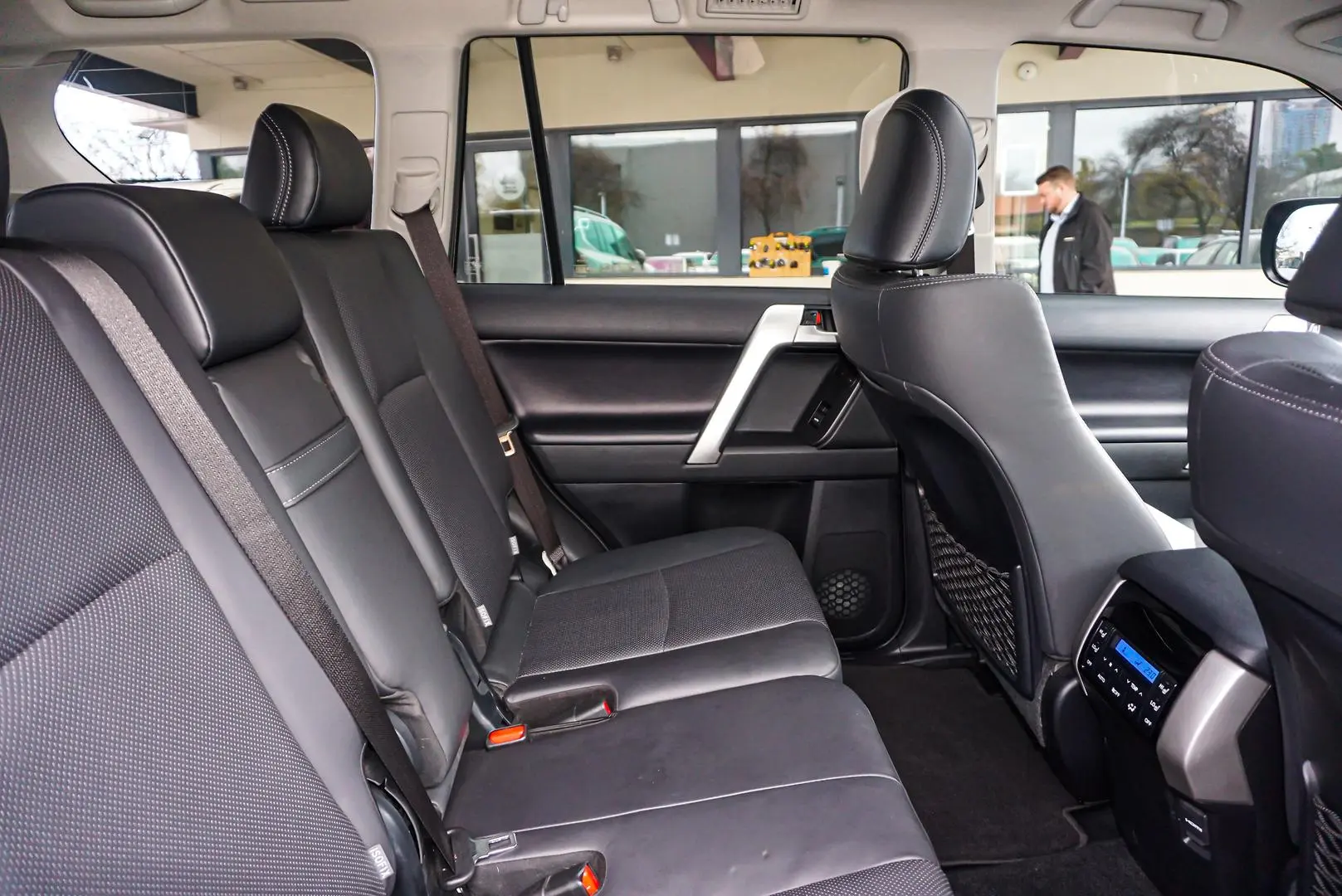 2021 Toyota Landcruiser Prado Gallery Image 15