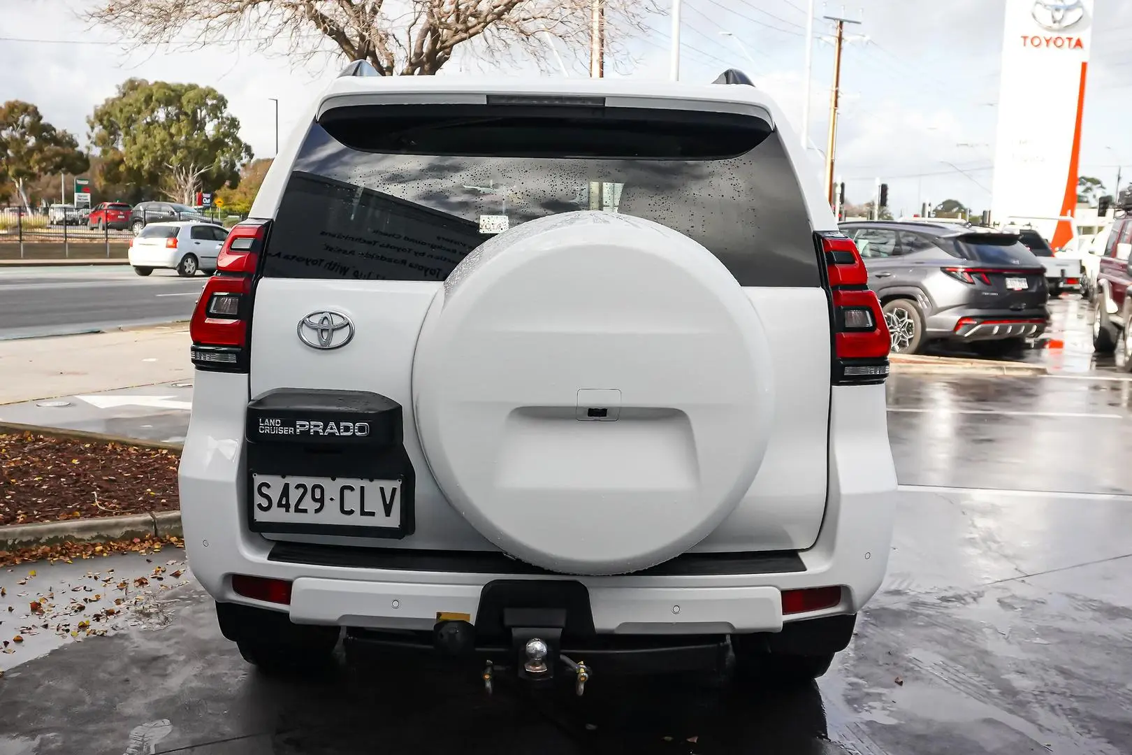 2021 Toyota Landcruiser Prado Gallery Image 5