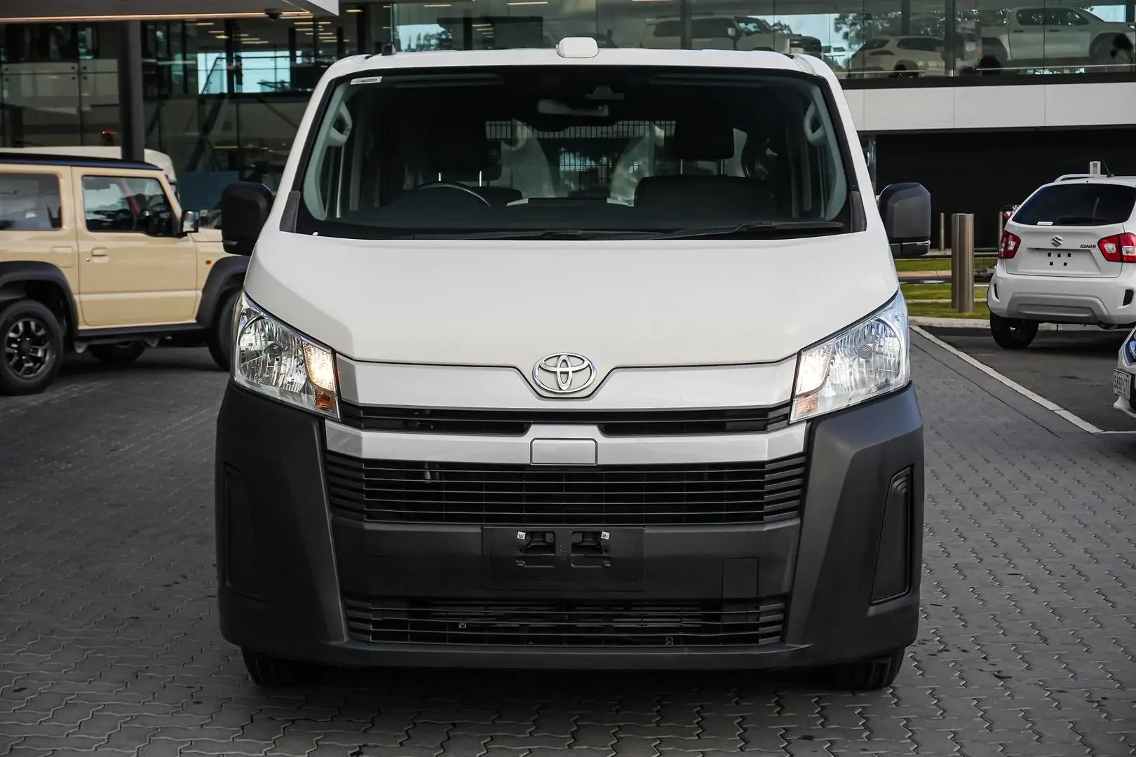 2021 Toyota Hiace Gallery Image 5