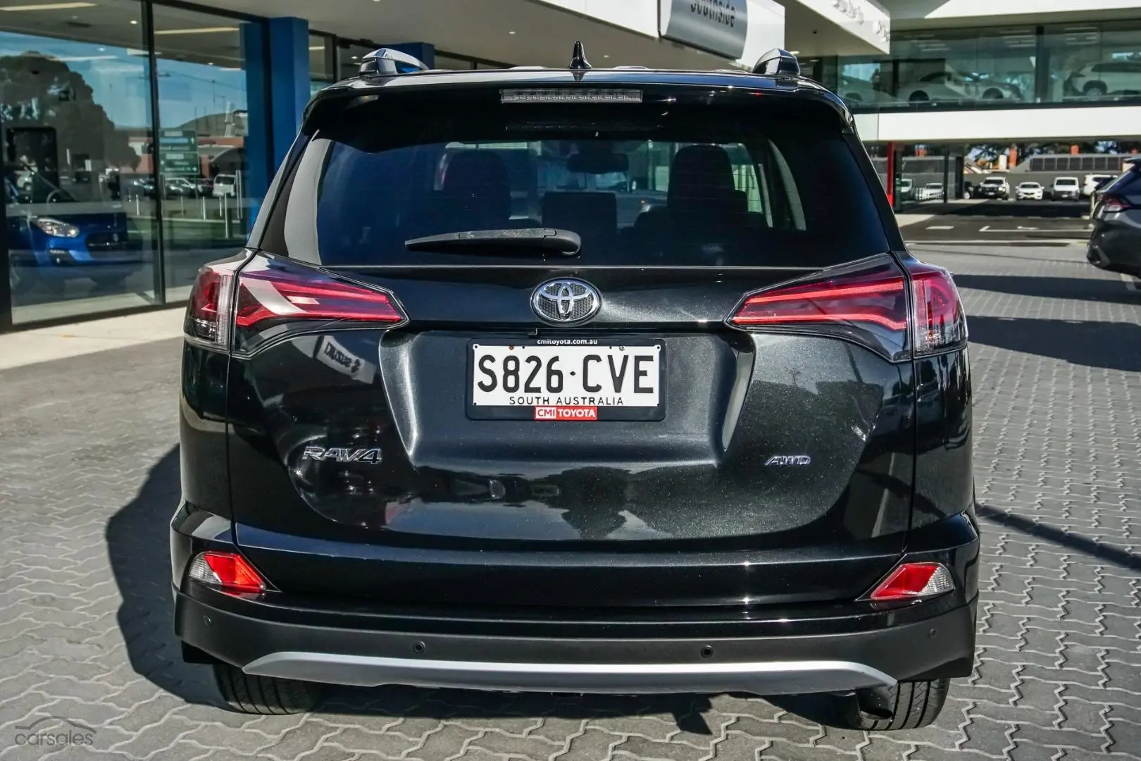 2018 Toyota RAV4 Image 5