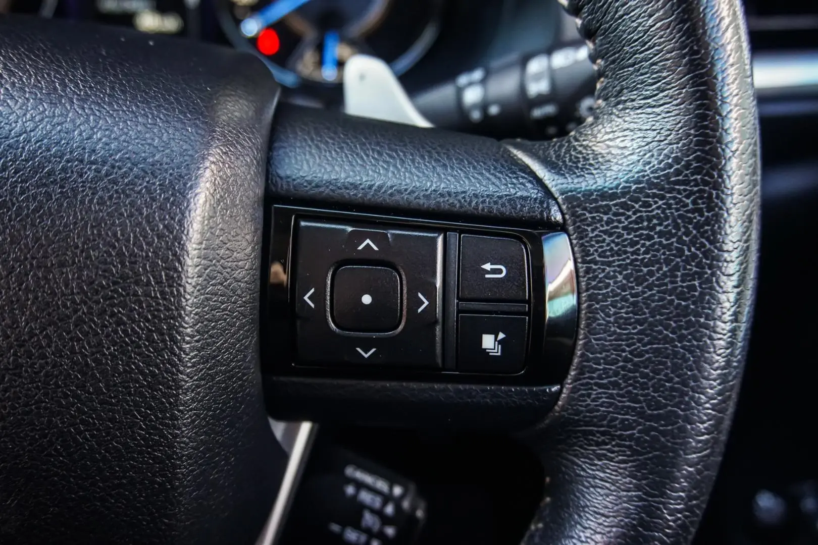 2018 Toyota Fortuner Gallery Image 20
