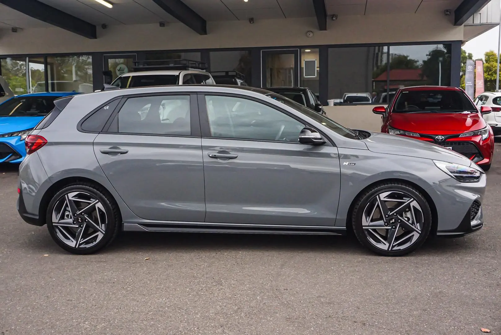 2024 Hyundai i30 Gallery Image 4