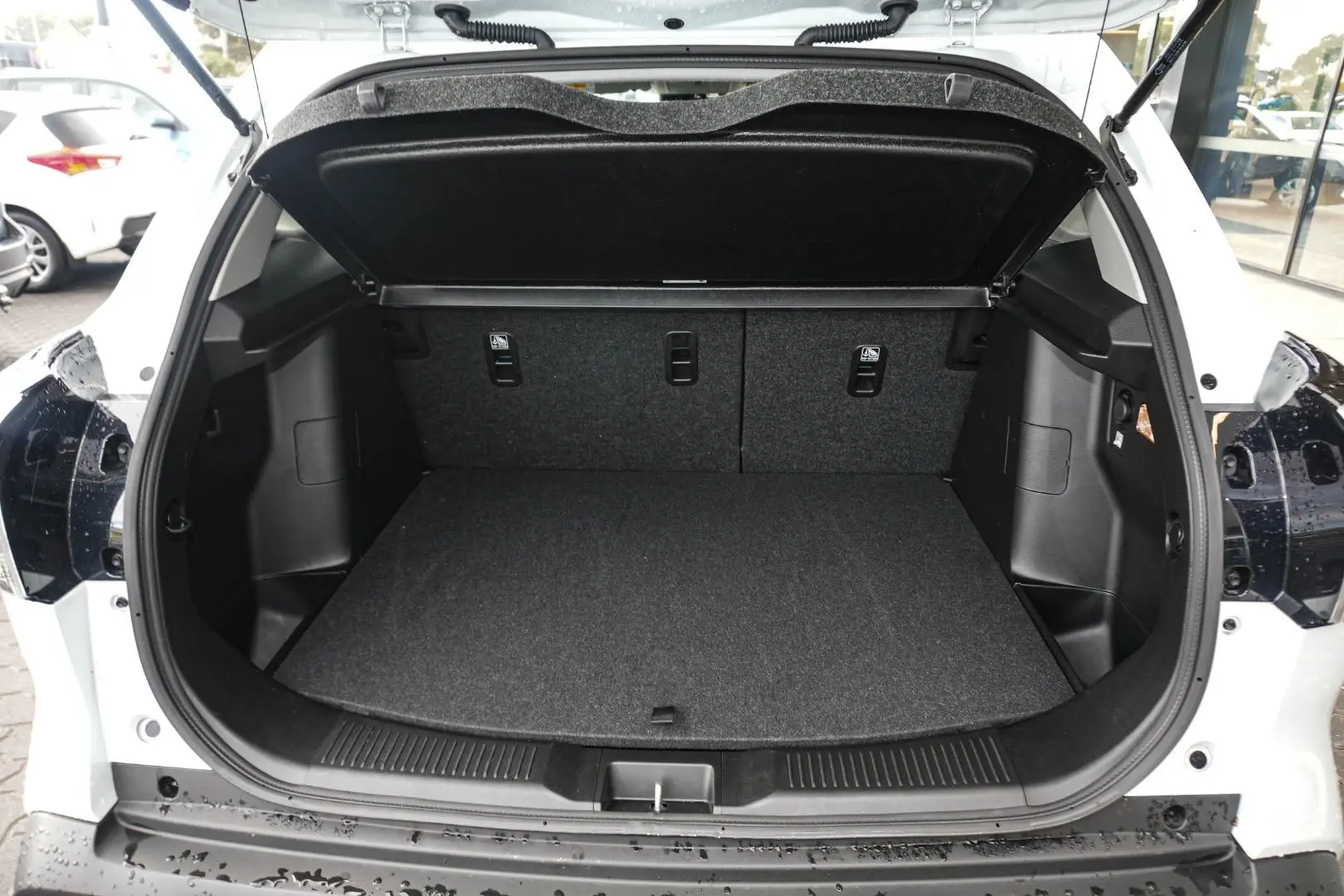 2024 Suzuki S-Cross Gallery Image 11