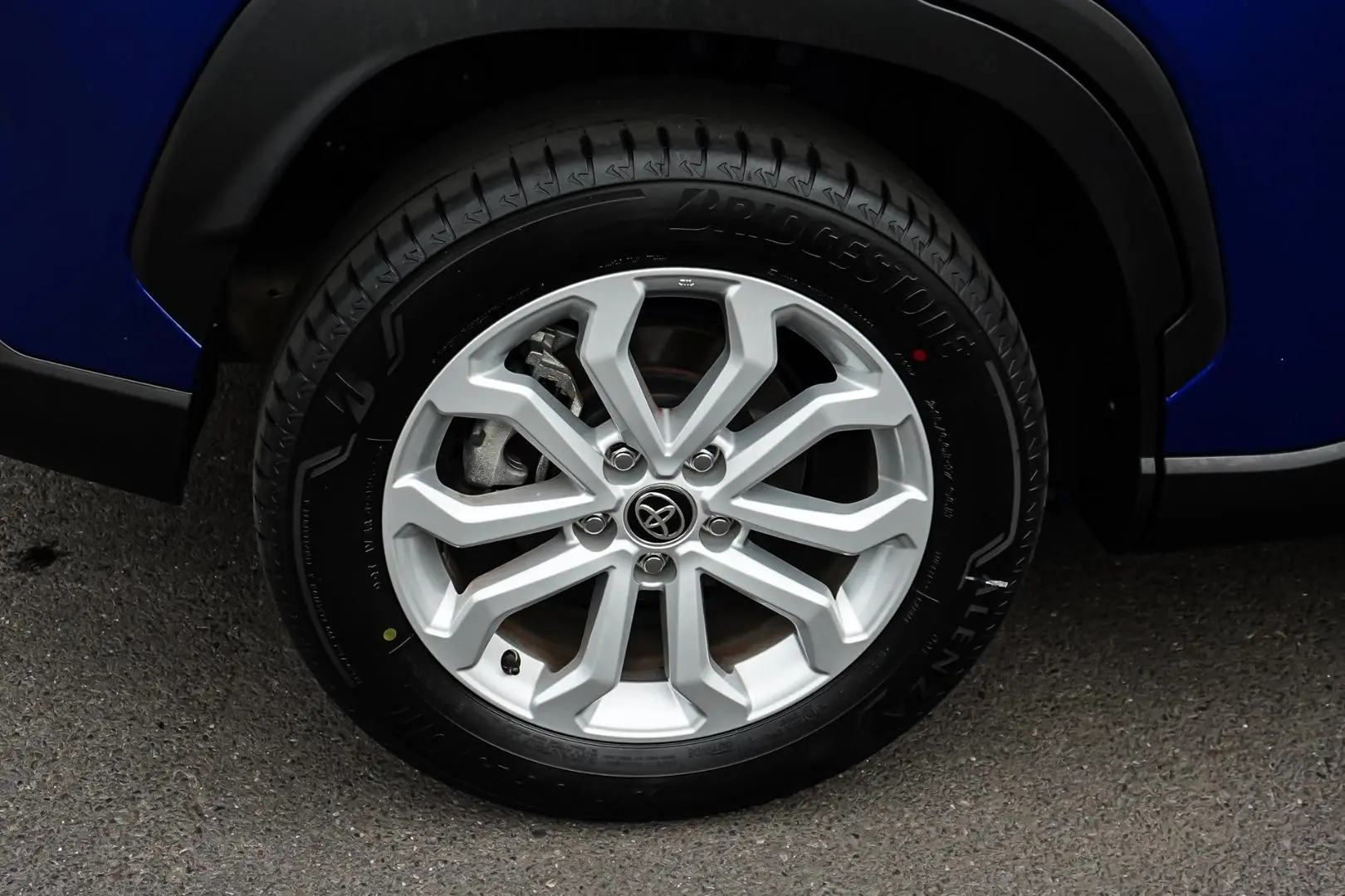 2023 Toyota Corolla Cross Gallery Image 15