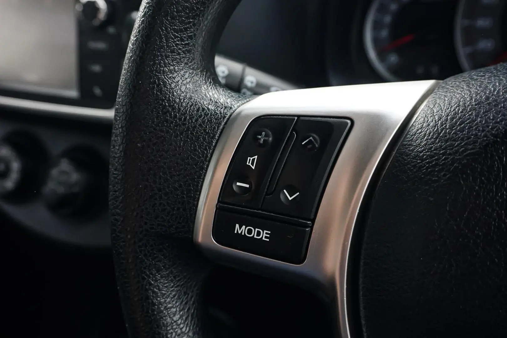 2016 Toyota Yaris Gallery Image 19