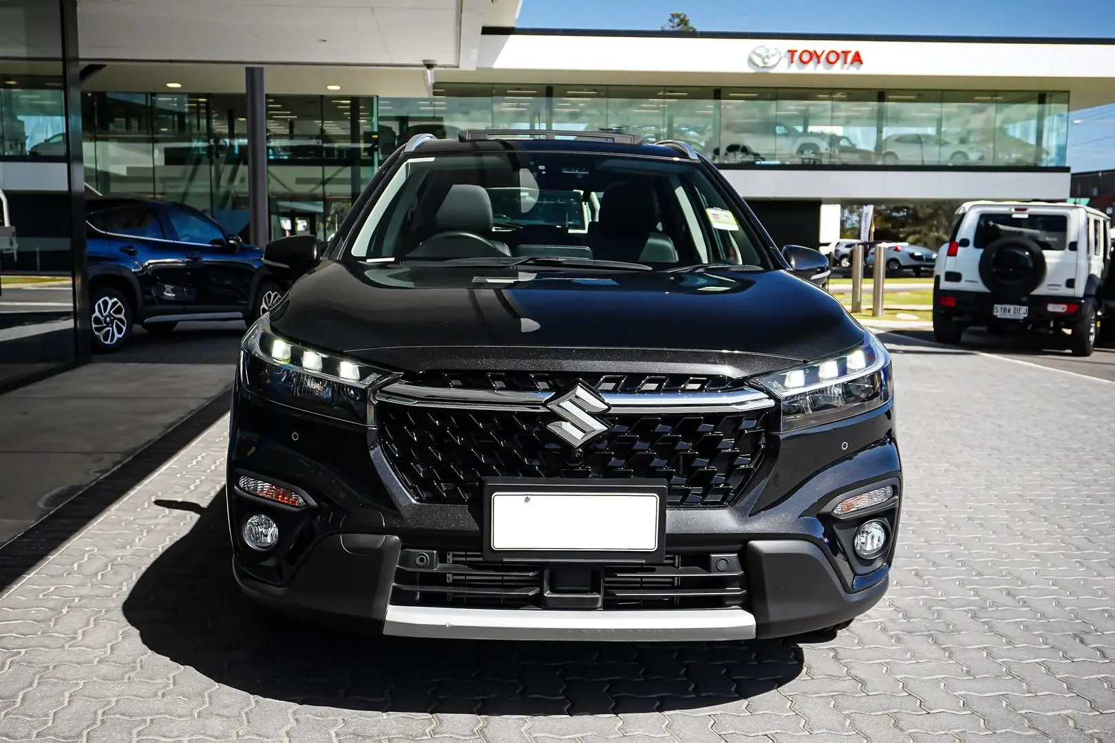 2023 Suzuki S-Cross Gallery Image 5