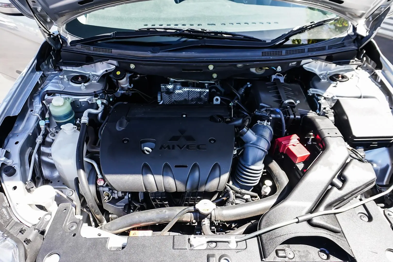 2017 Mitsubishi Lancer Gallery Image 23