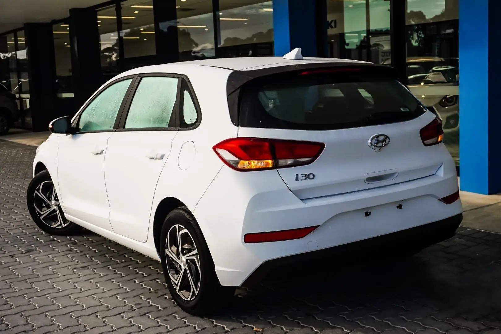 2022 Hyundai i30 Gallery Image 3
