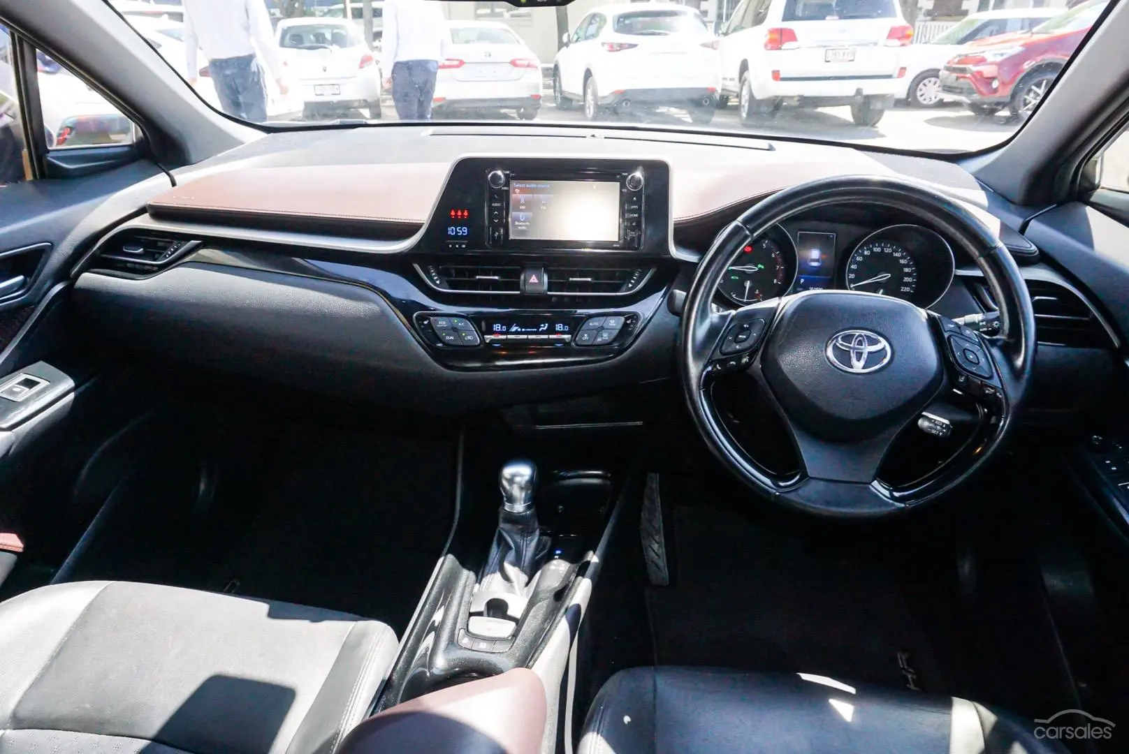 2017 Toyota C-HR Image 8