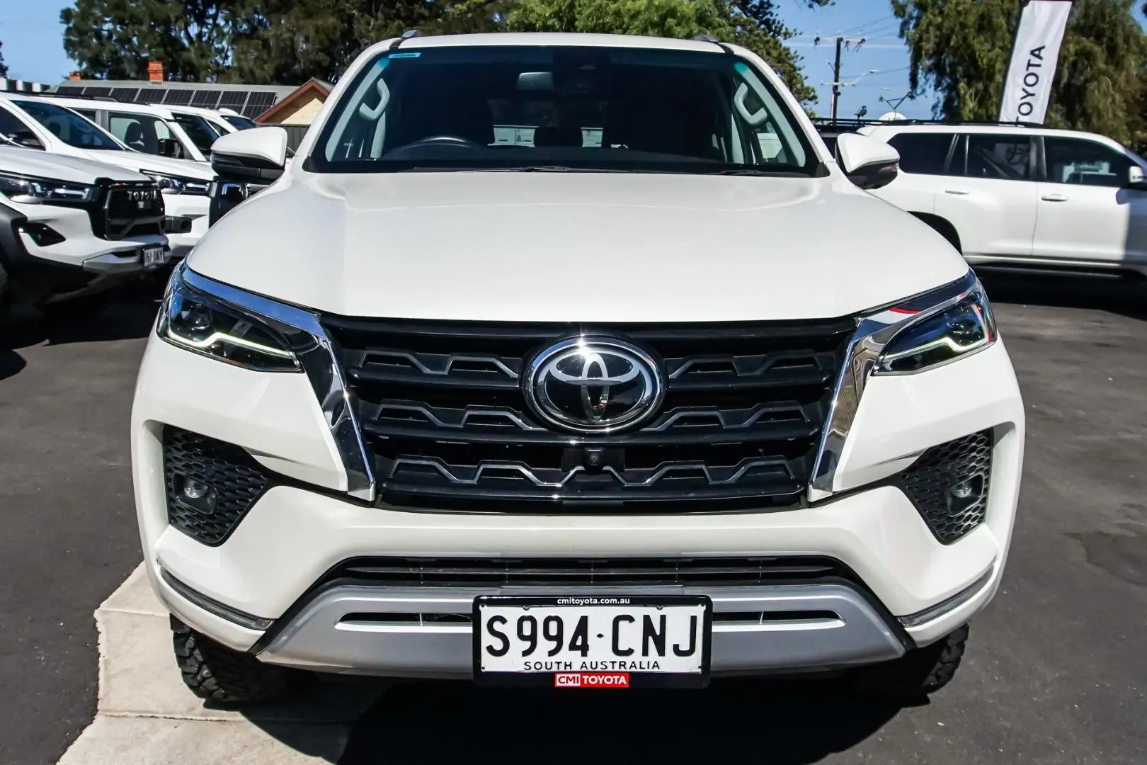 2021 Toyota Fortuner Gallery Image 4