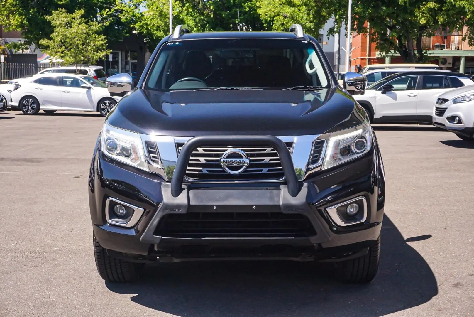 2018 Nissan Navara Gallery Image 5