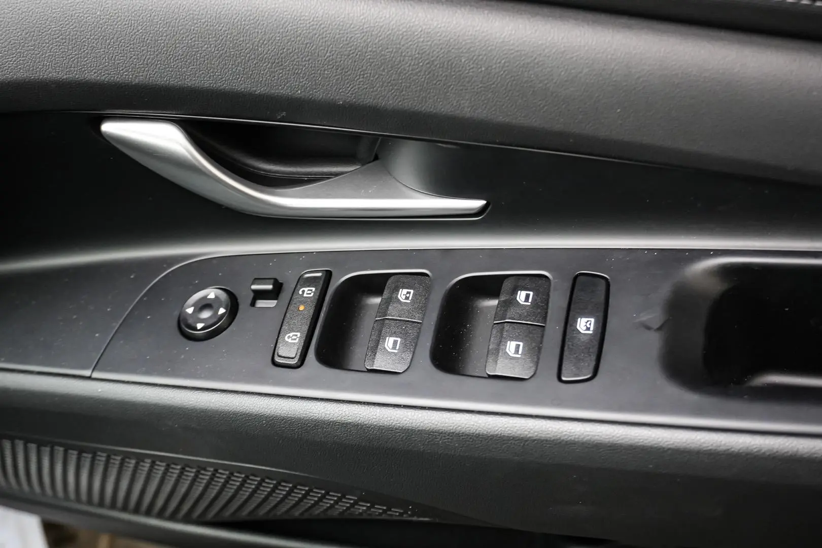 2025 Hyundai i30 Gallery Image 18